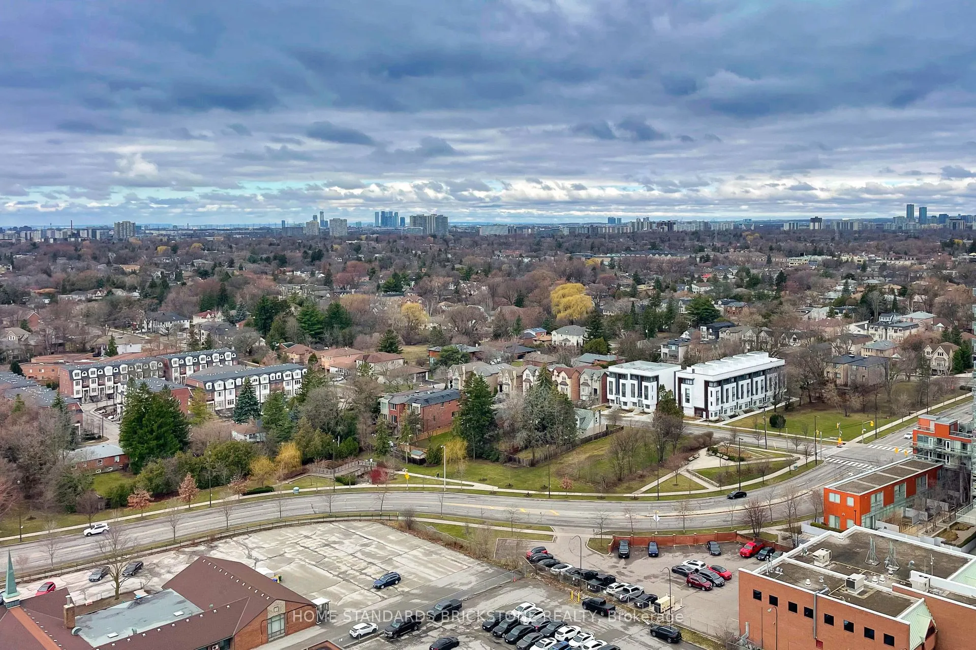 15 Ellerslie Avenue, #2009