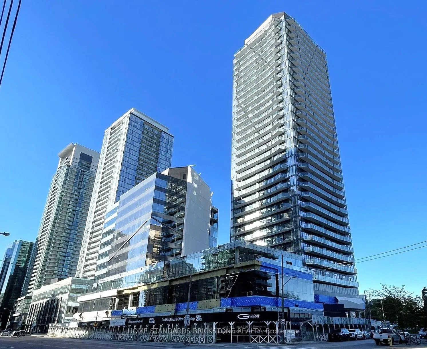 15 Ellerslie Avenue, #2009