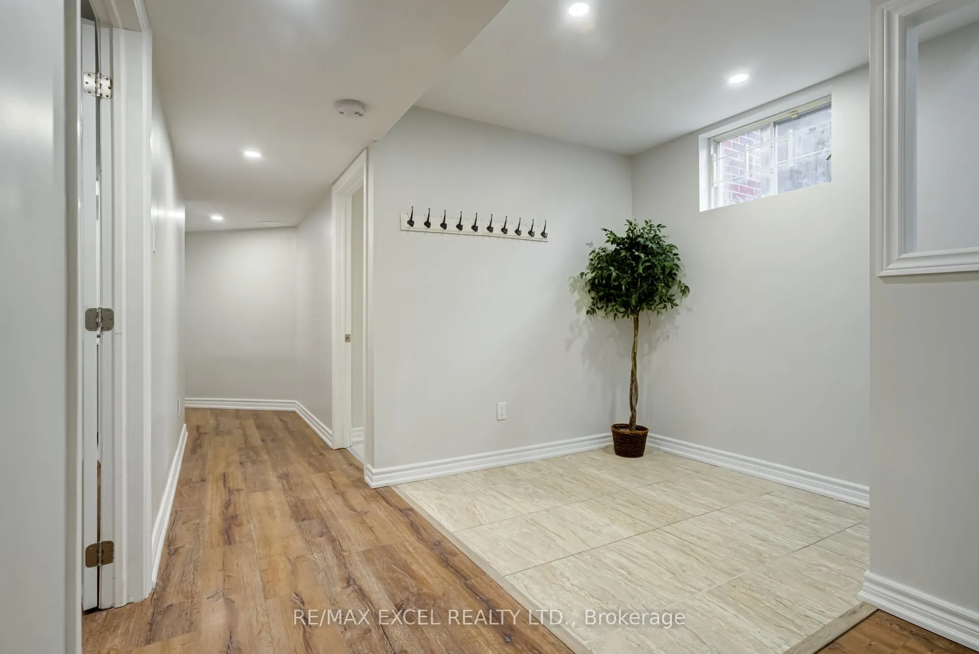 123 Hounslow Avenue, #R3