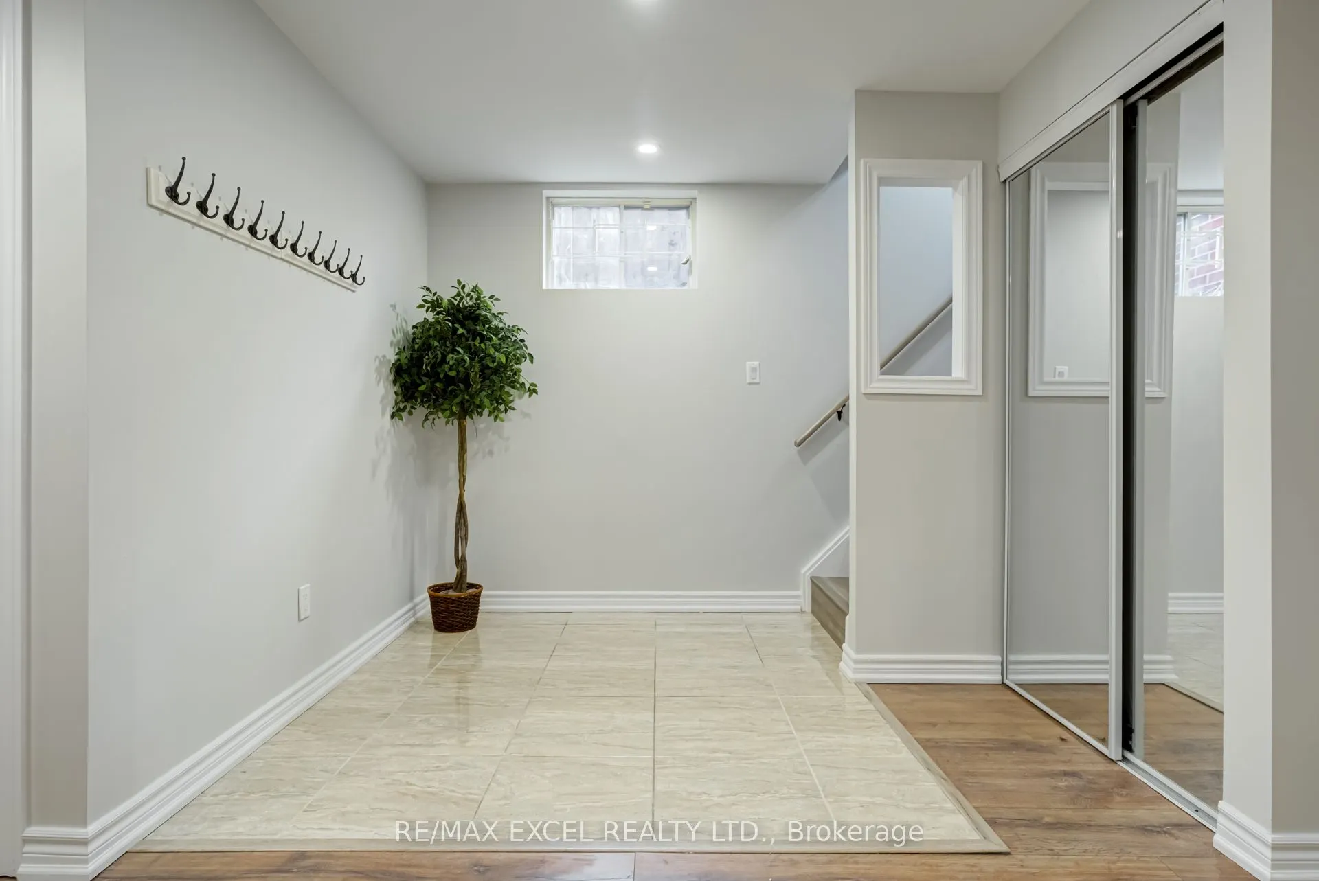 123 Hounslow Avenue, #R3