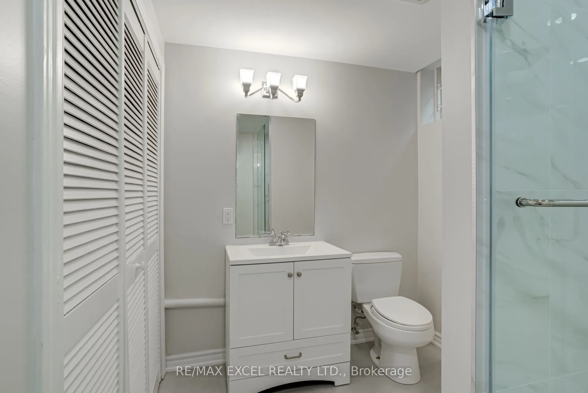 123 Hounslow Avenue, #R3