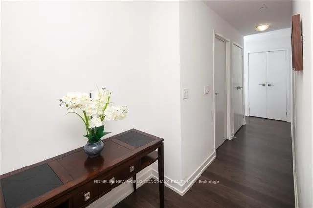 98 Lillian Street, #719