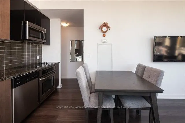 98 Lillian Street, #719