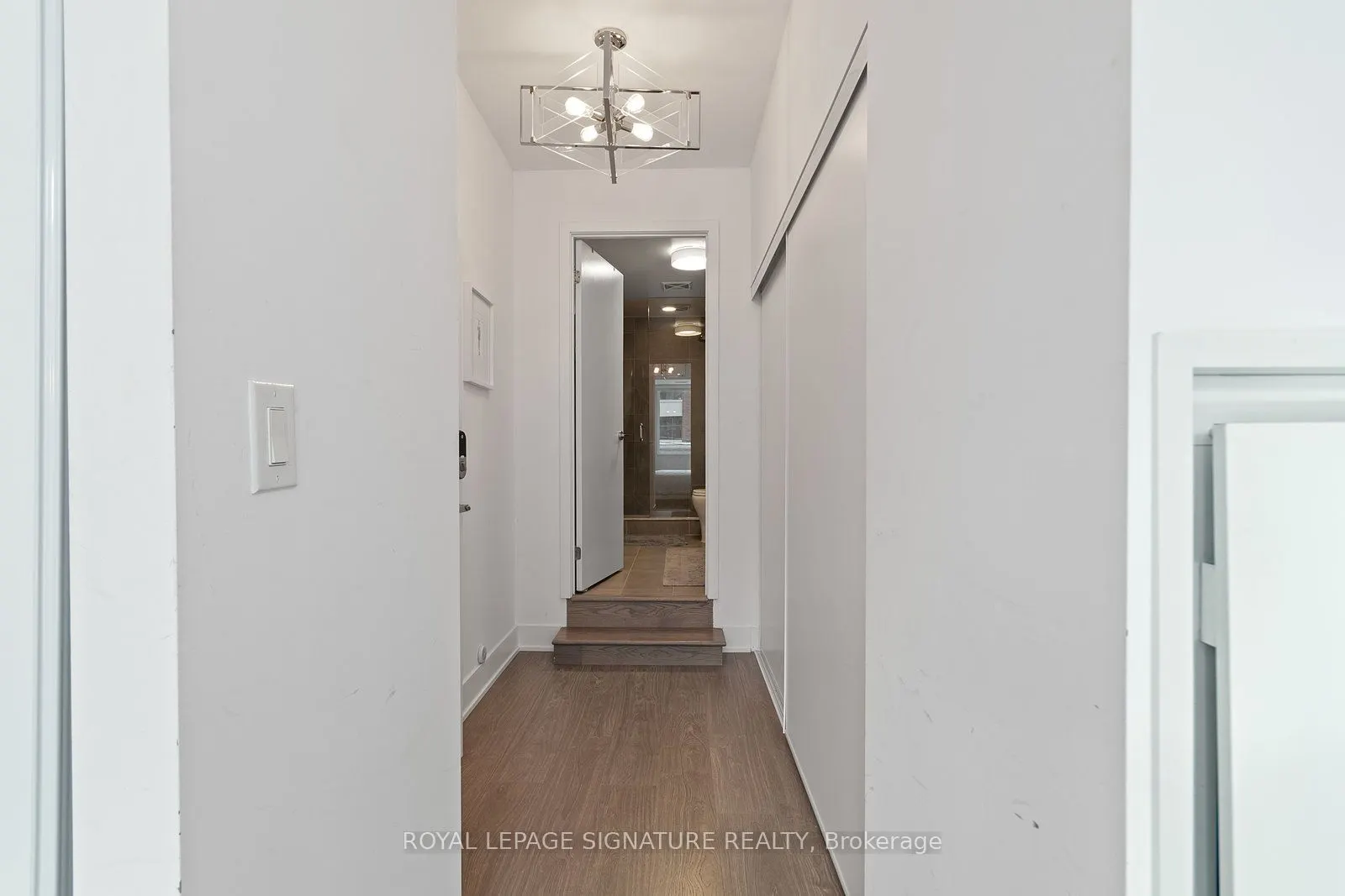 508 Wellington Street, #TH1