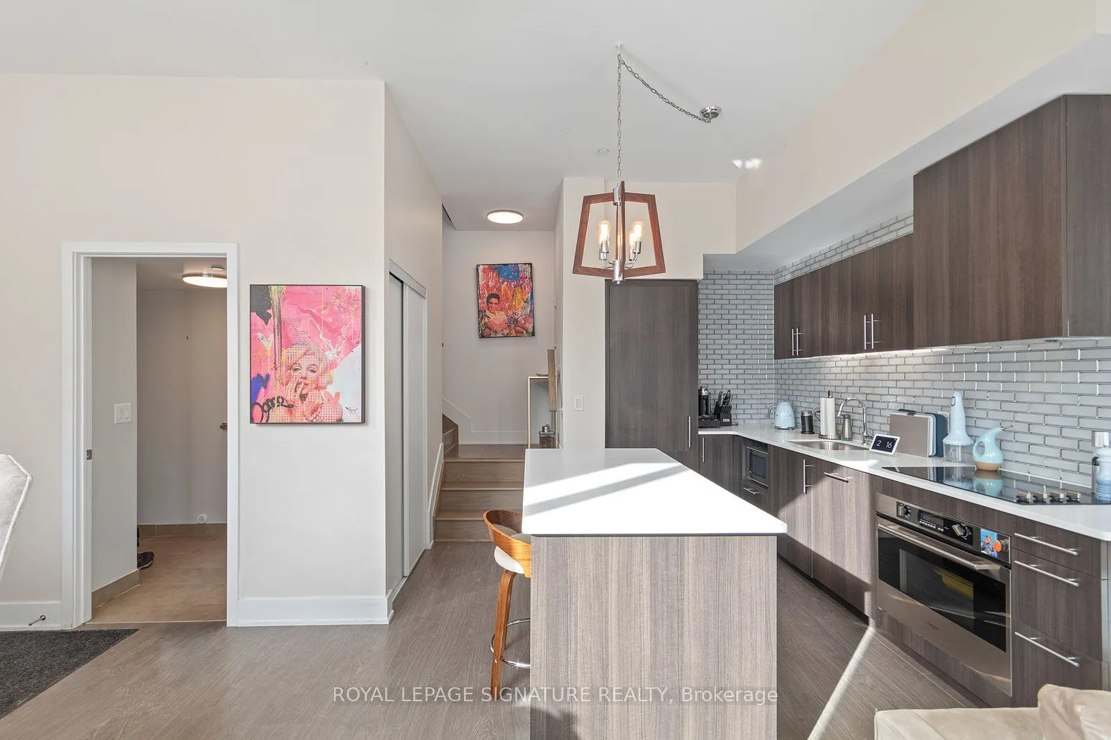 508 Wellington Street, #TH1