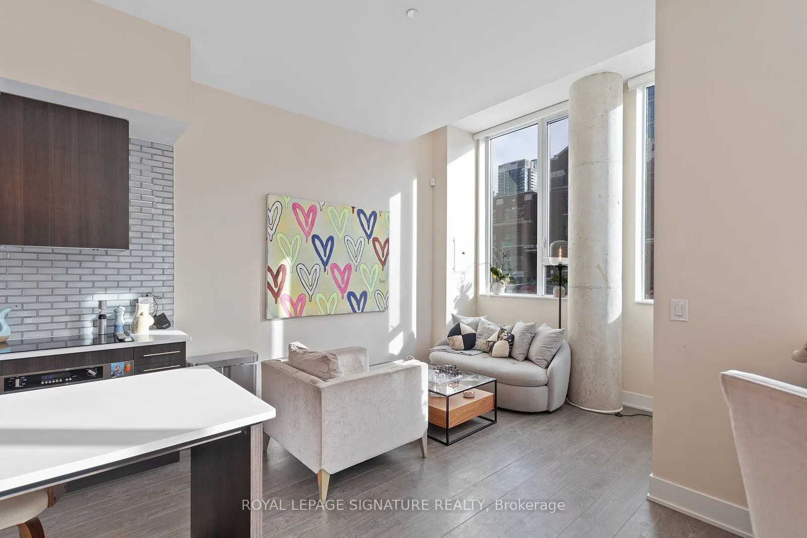 508 Wellington Street, #TH1