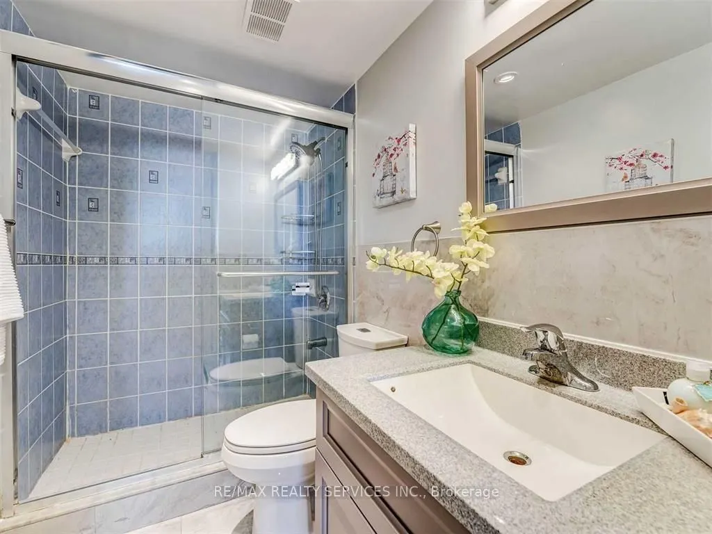 135 Antibes Drive, #1201
