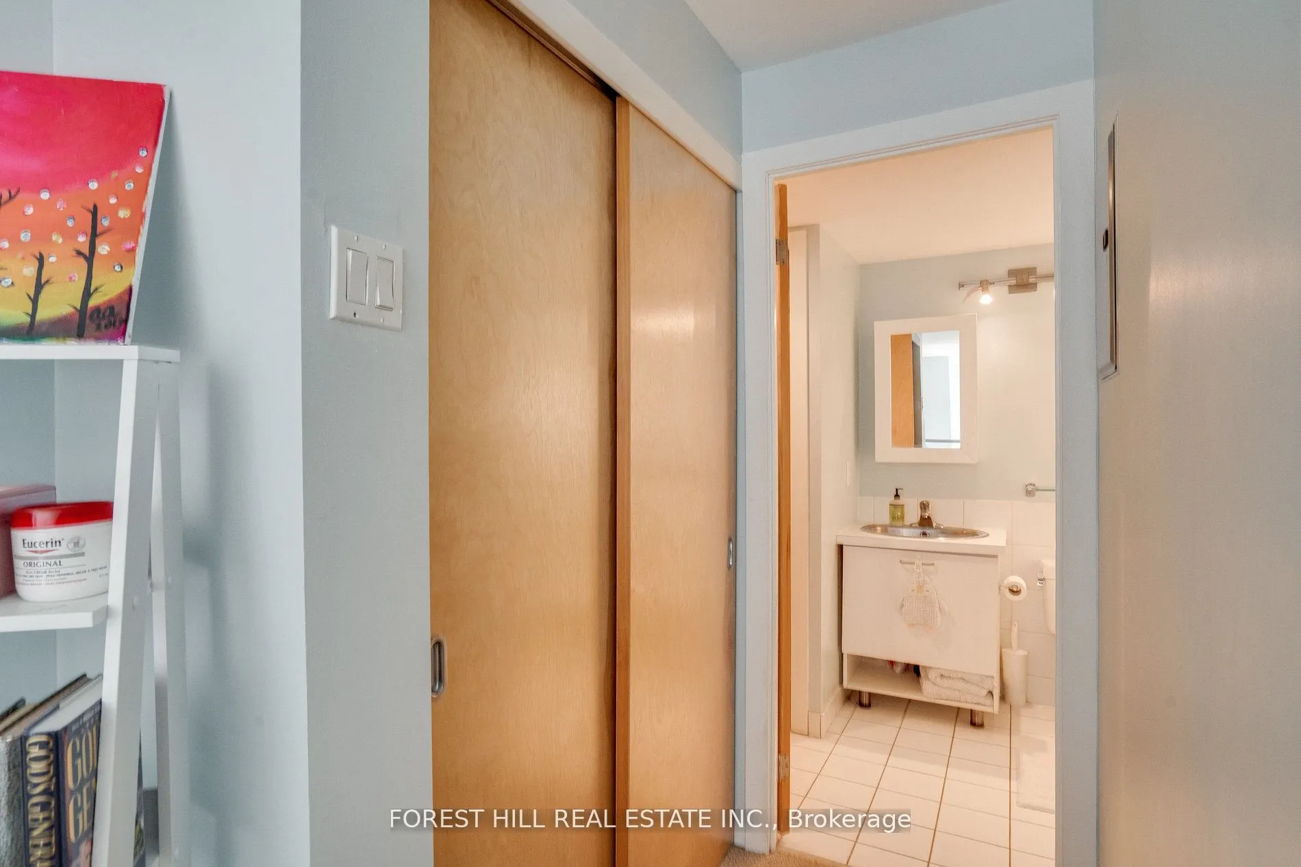 255 Richmond Street E, #824