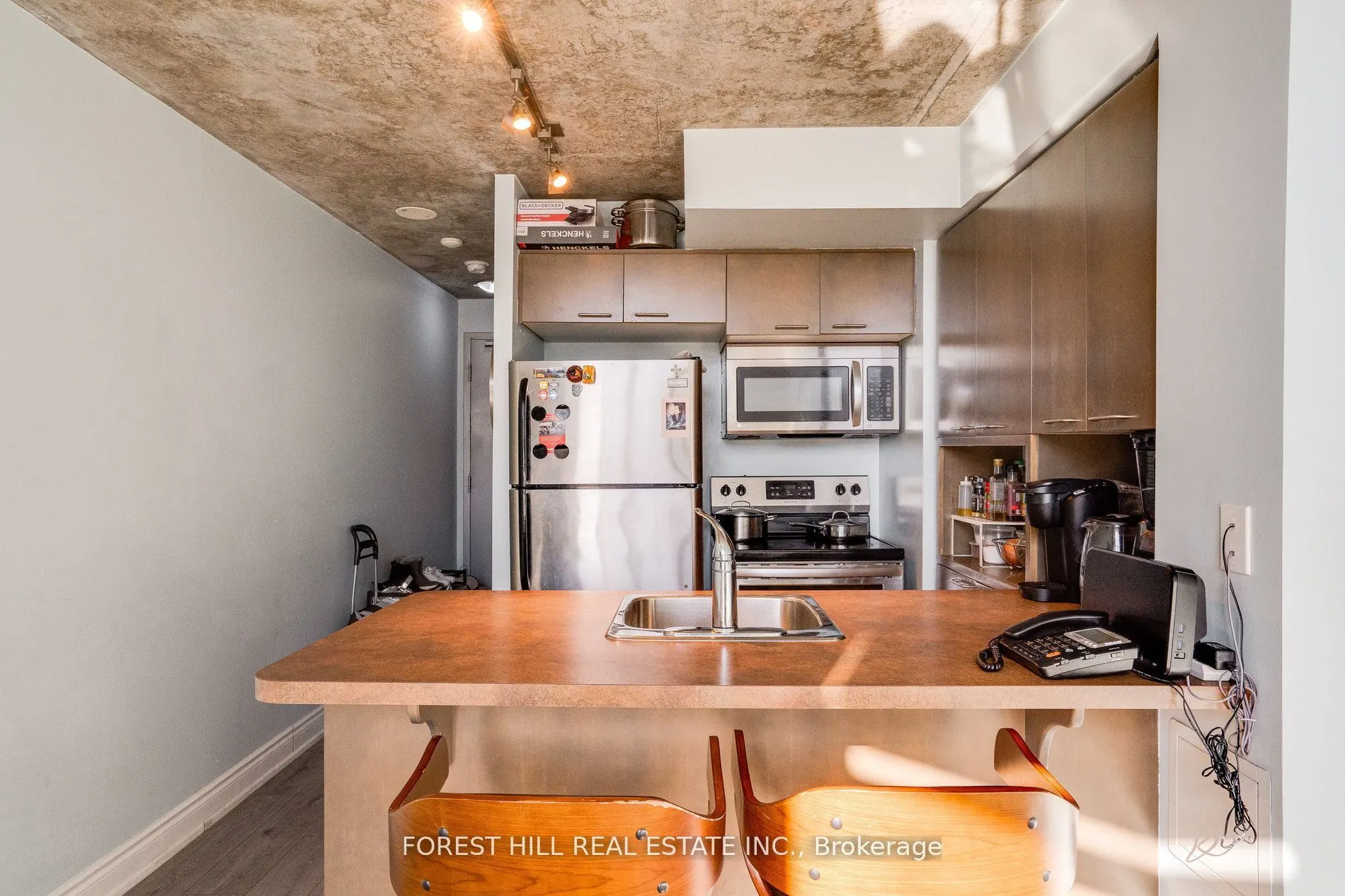 255 Richmond Street E, #824