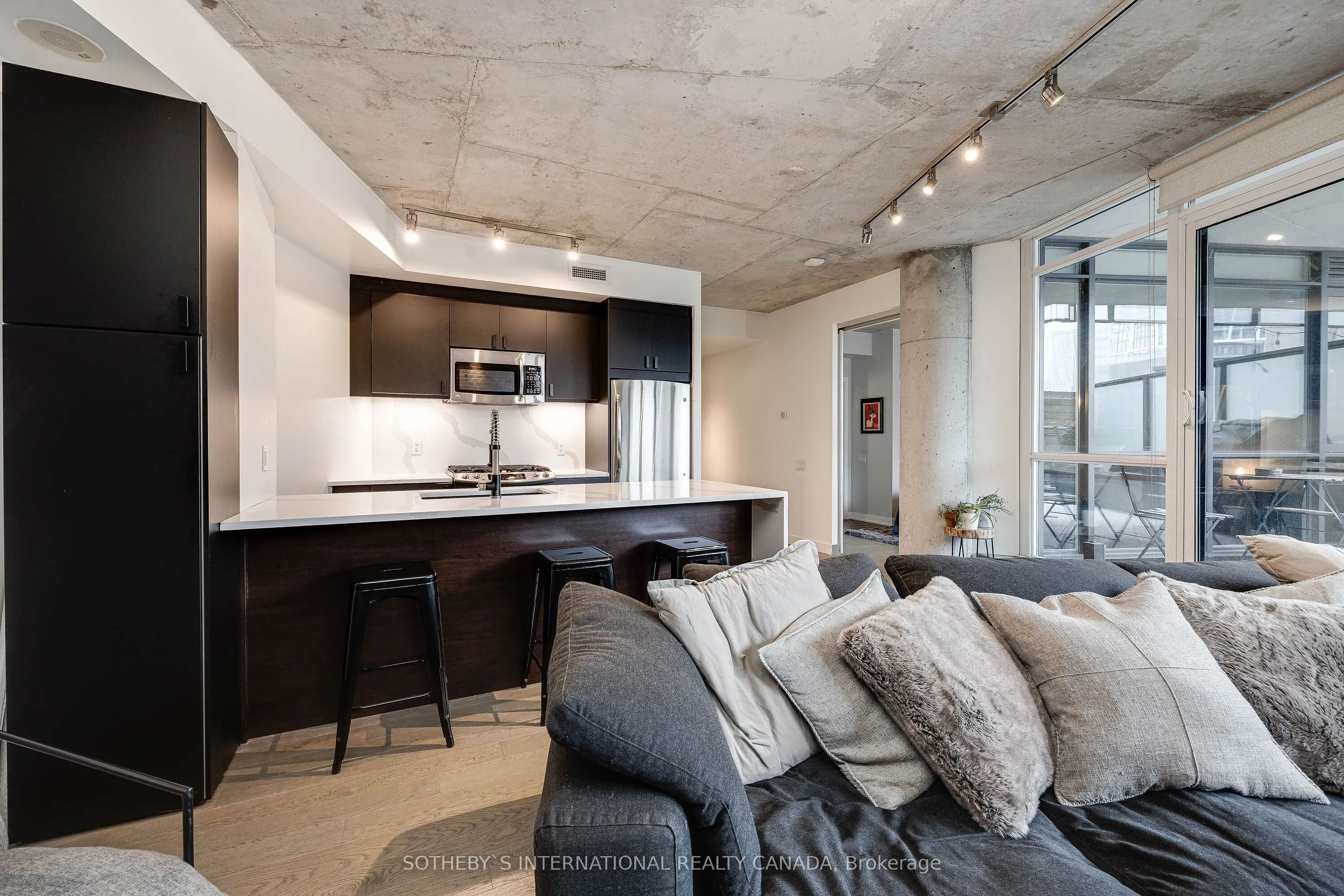 318 King Street E #202