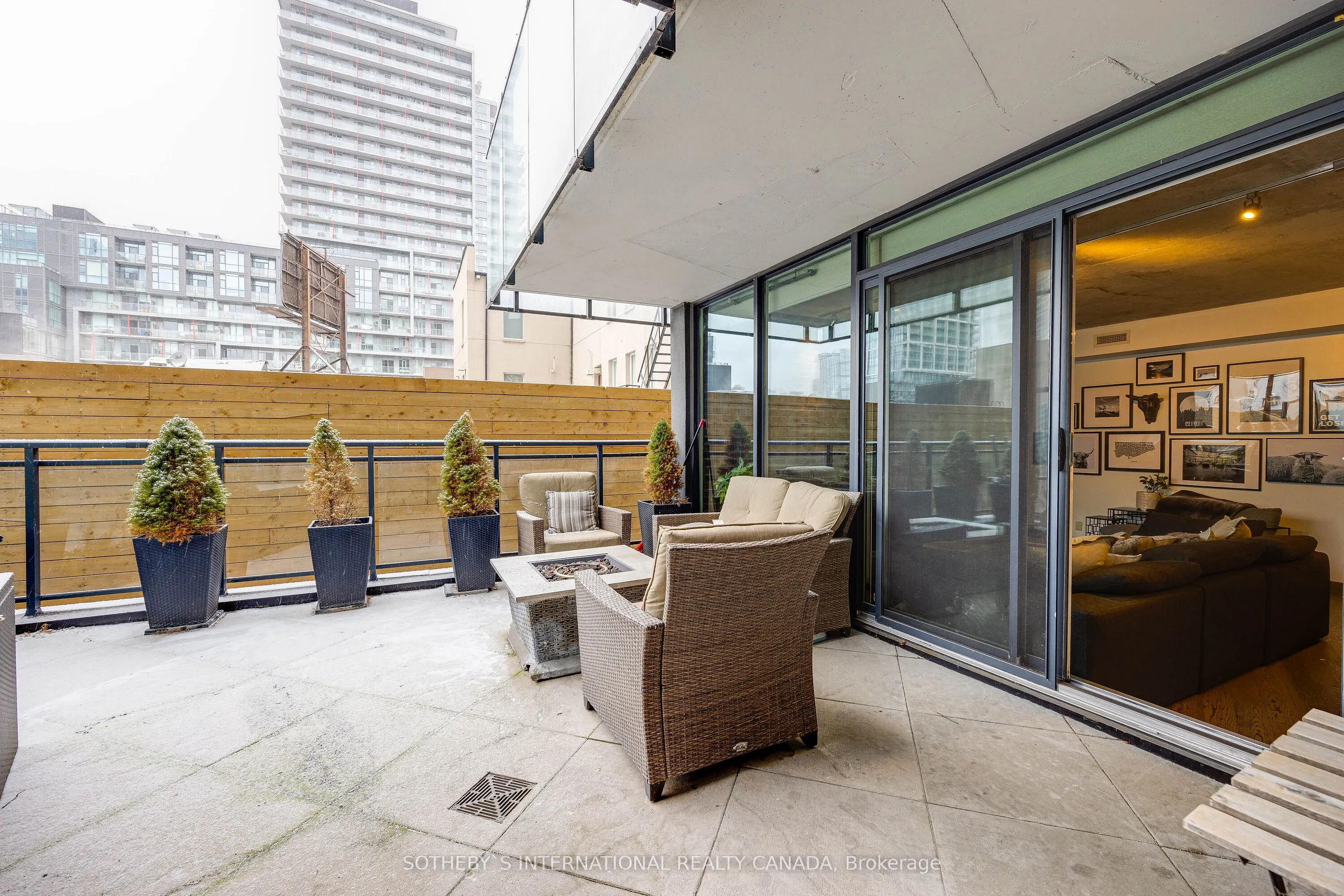 318 King Street E #202