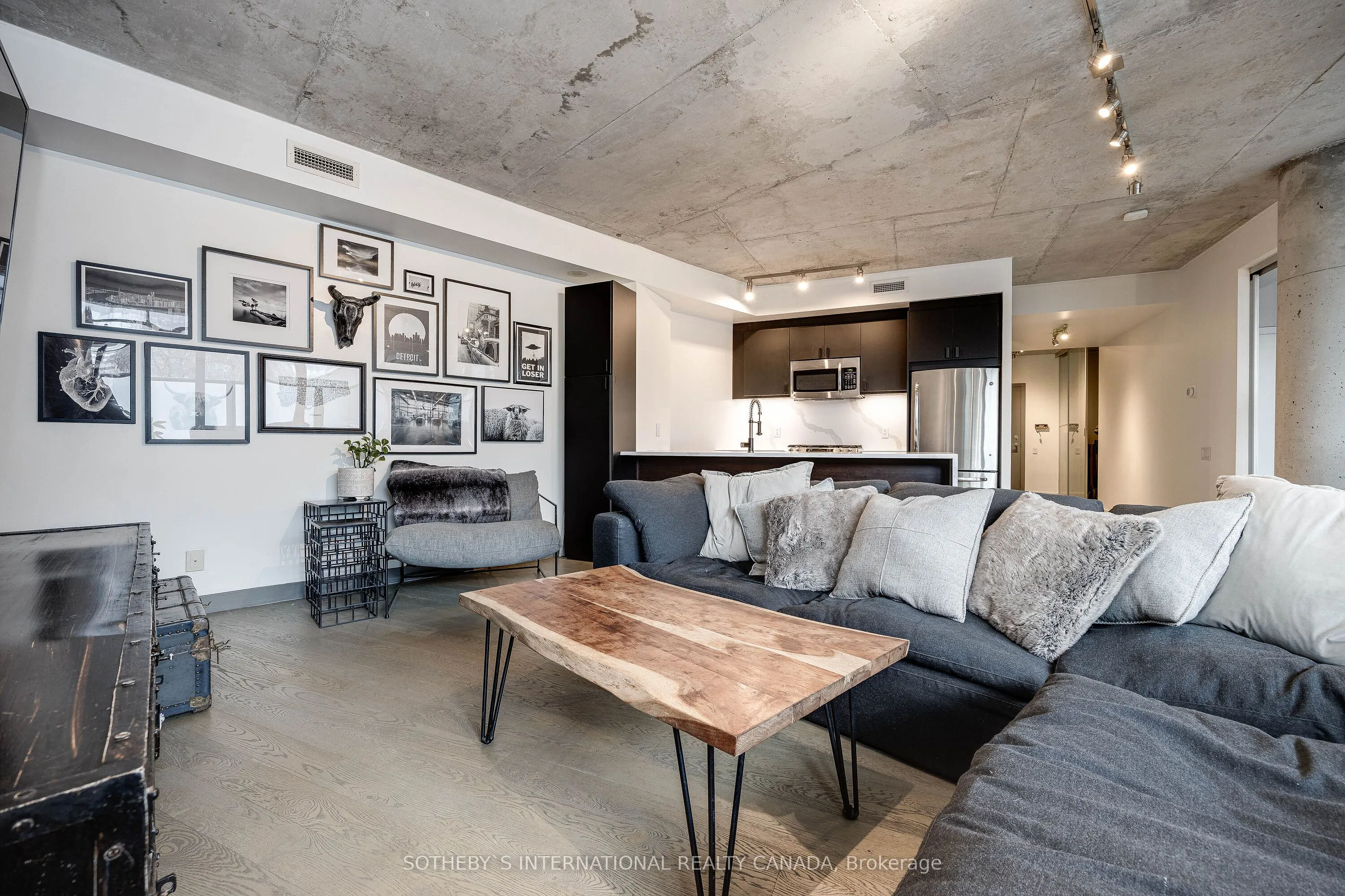 318 King Street E #202