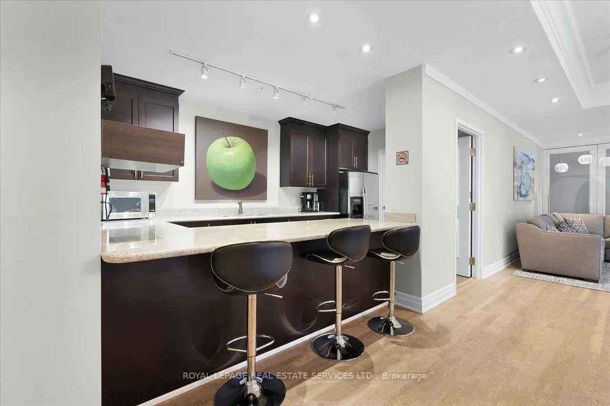 900 Mount Pleasant Road, #1108