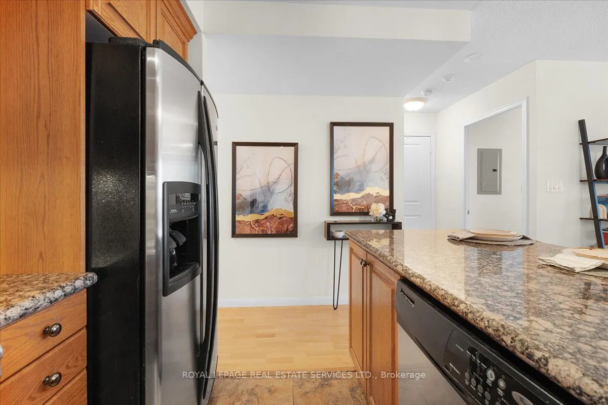 900 Mount Pleasant Road, #1108