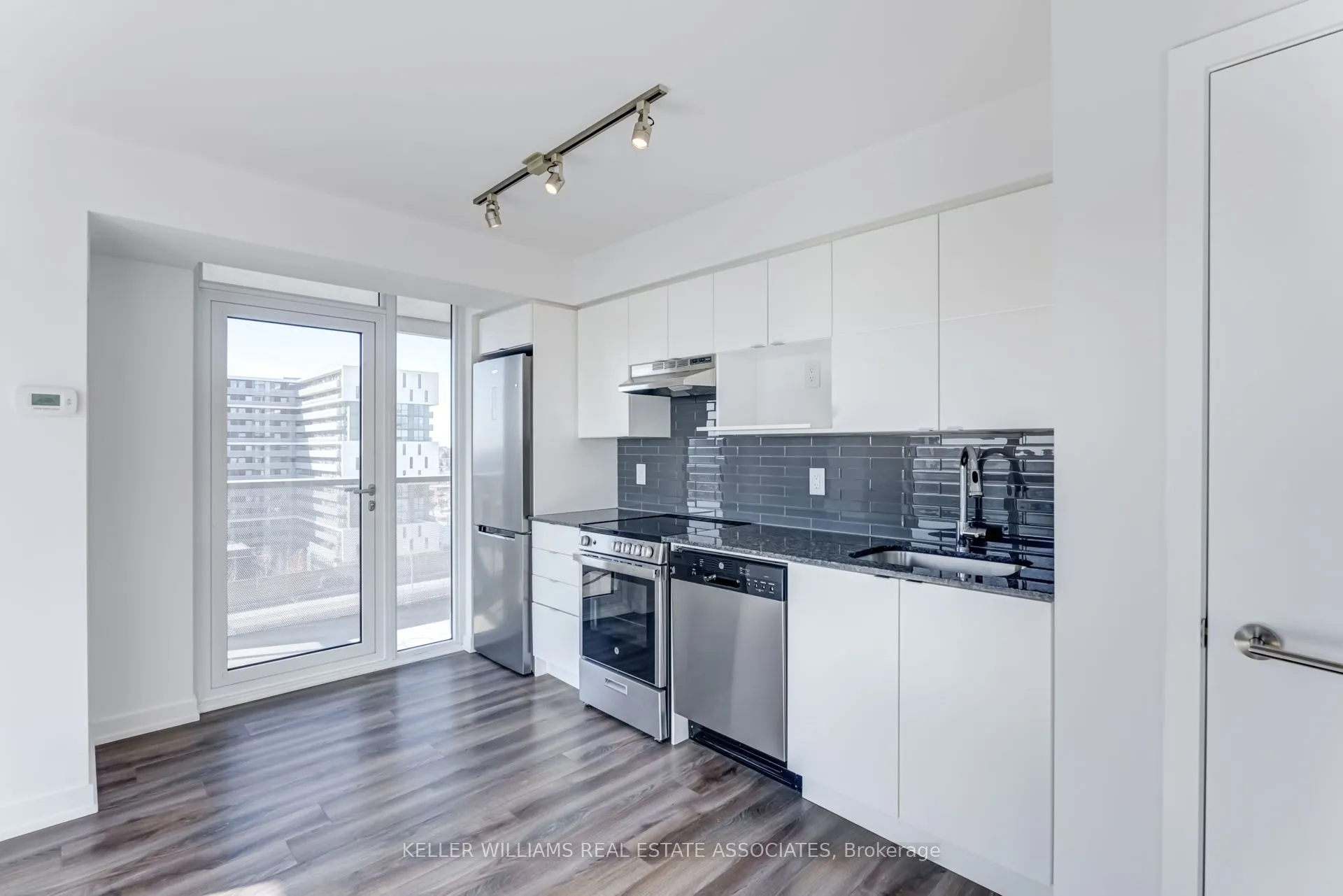 120 Varna Drive #1017