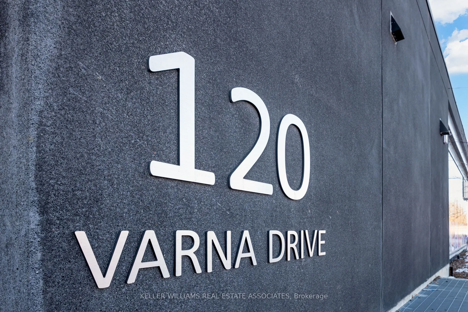 120 Varna Drive #1017
