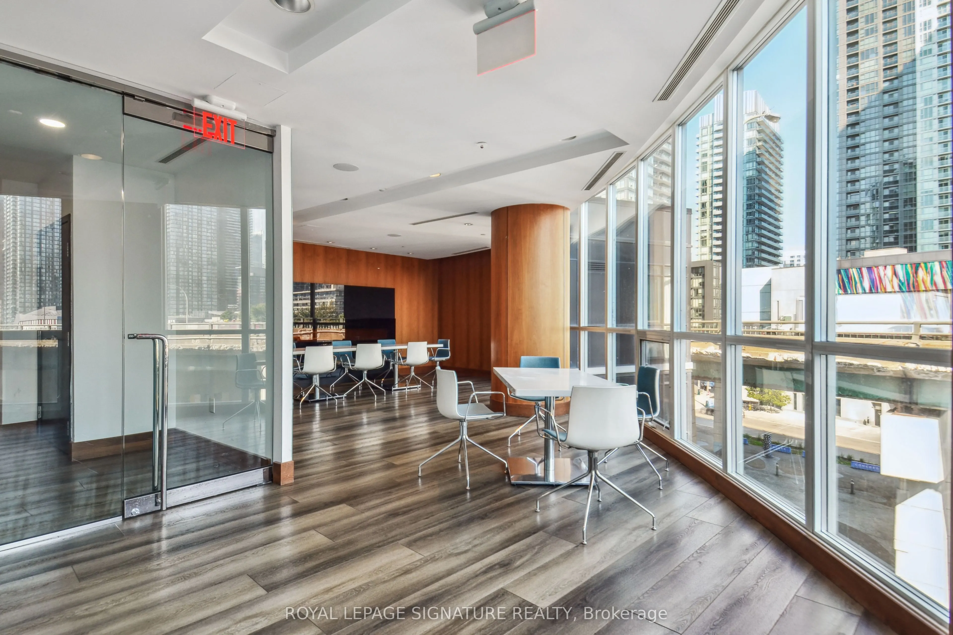 38 Dan Leckie Way, #223