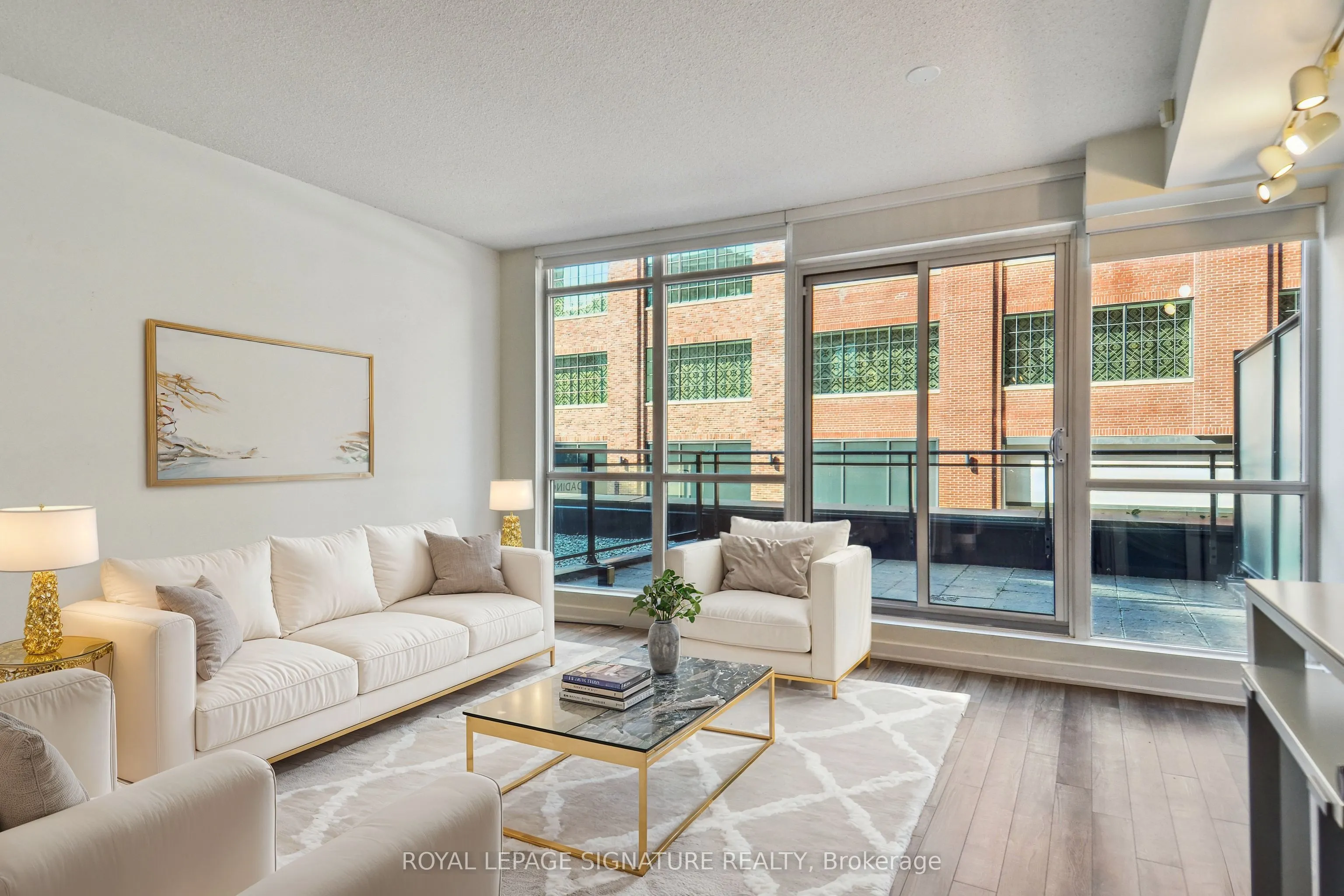 38 Dan Leckie Way, #223