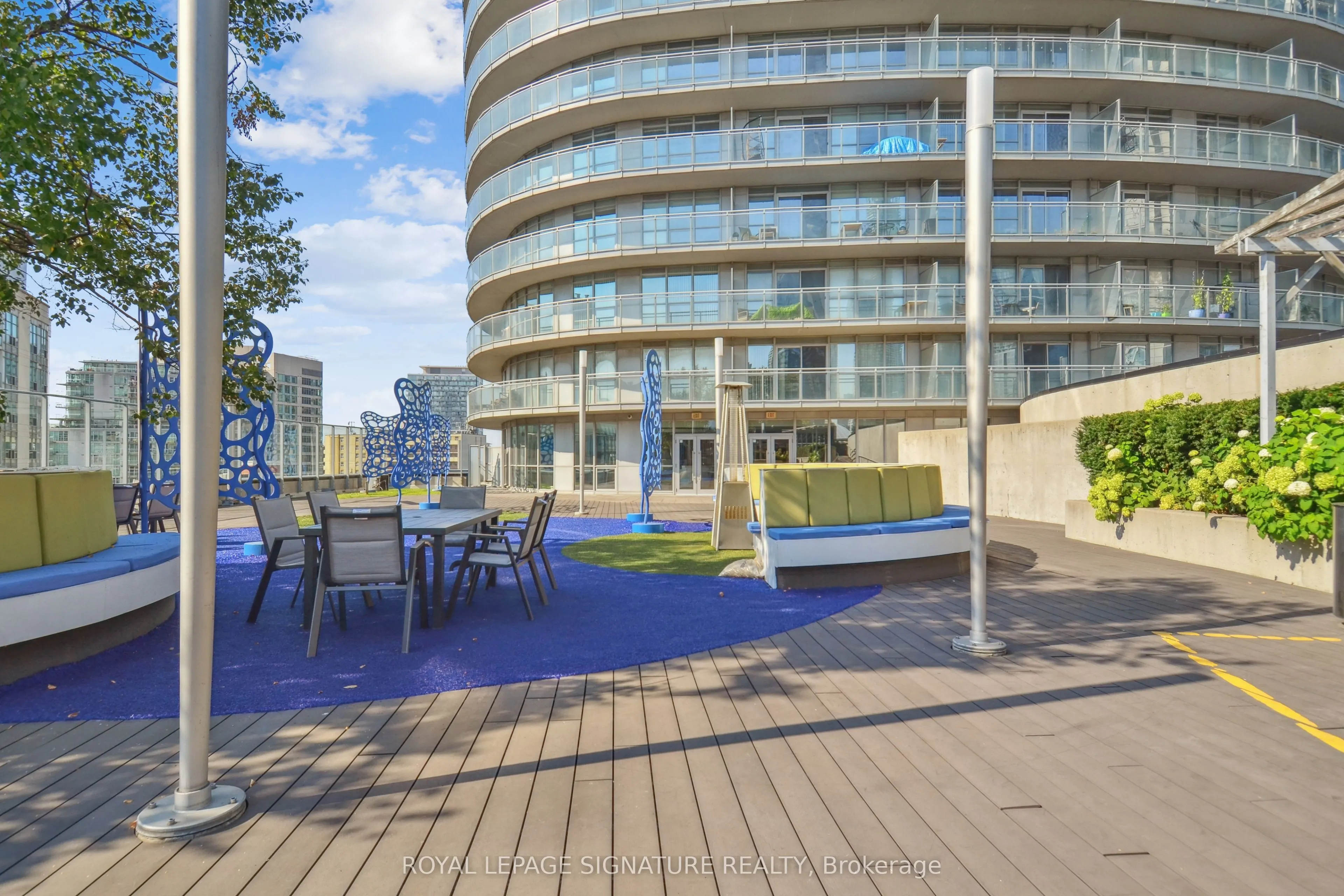 38 Dan Leckie Way, #223