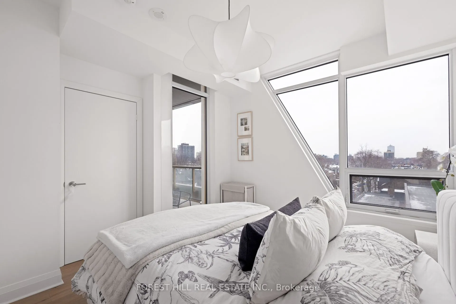 151 Avenue Road #510