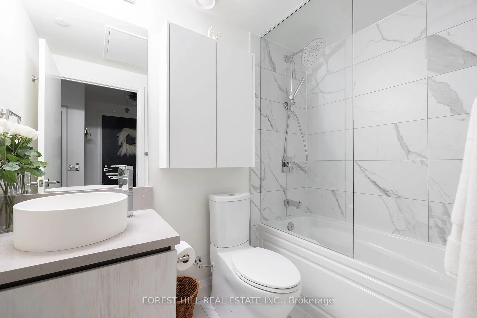 151 Avenue Road #510