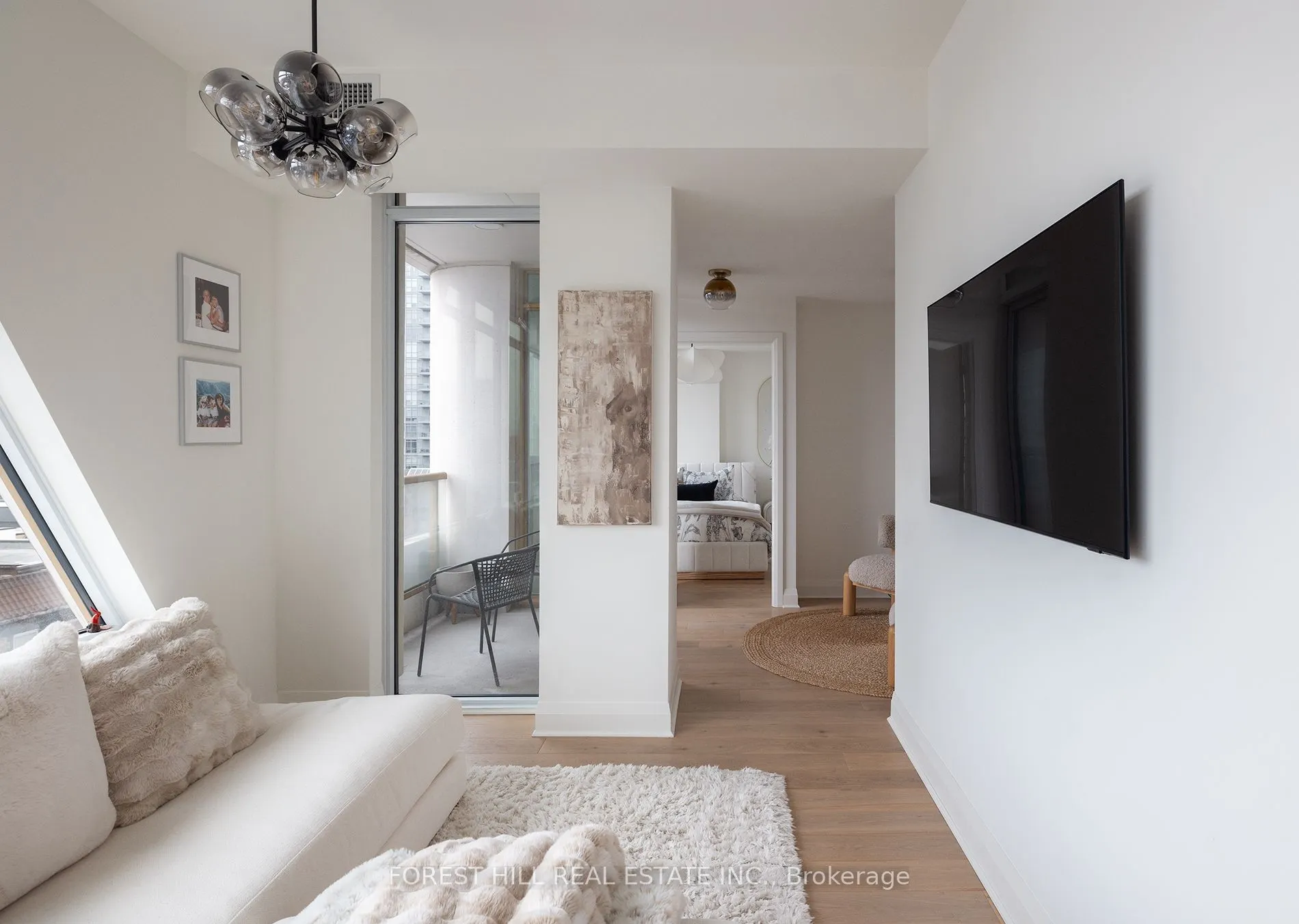 151 Avenue Road #510