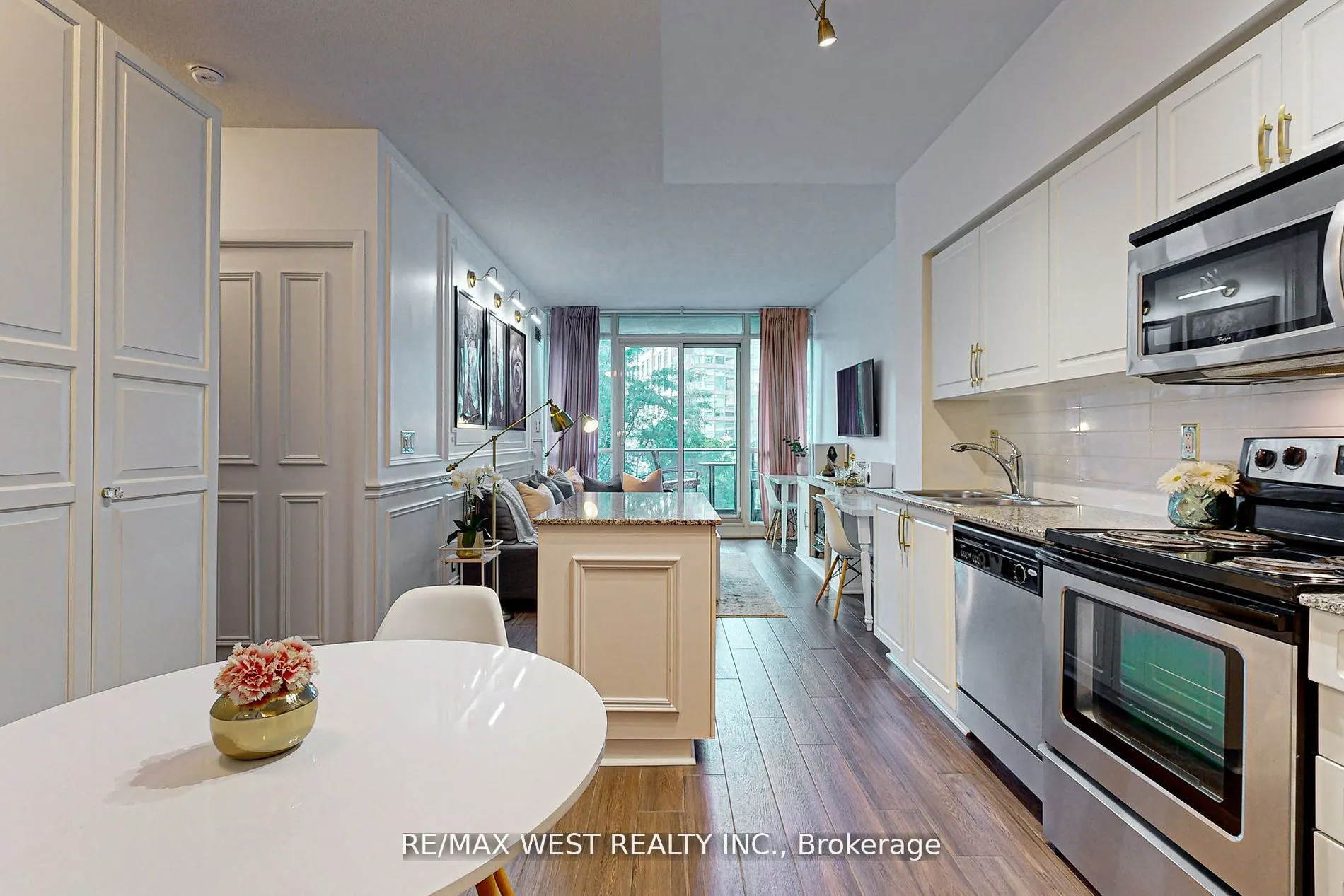 209 Fort York Boulevard #355