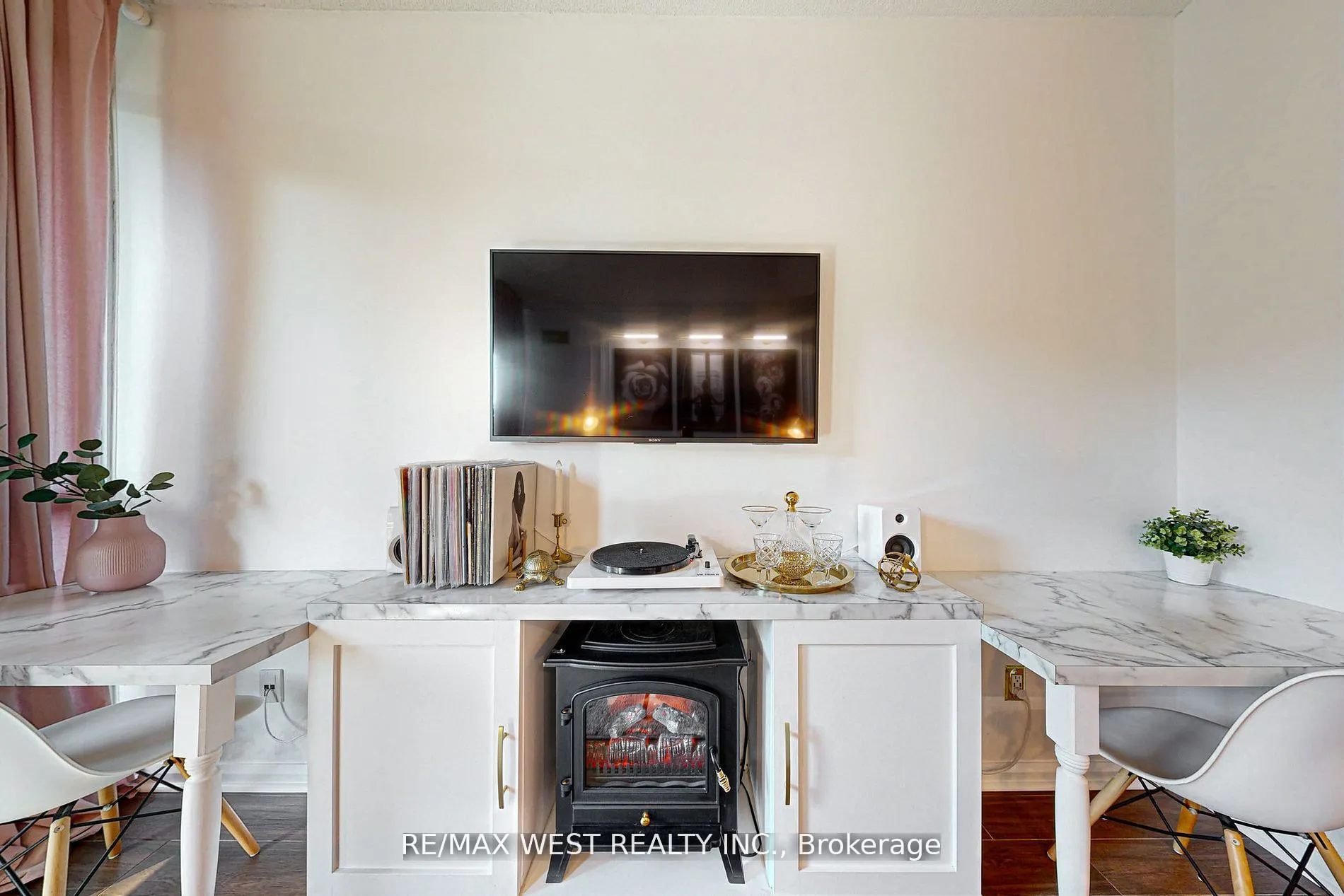 209 Fort York Boulevard #355