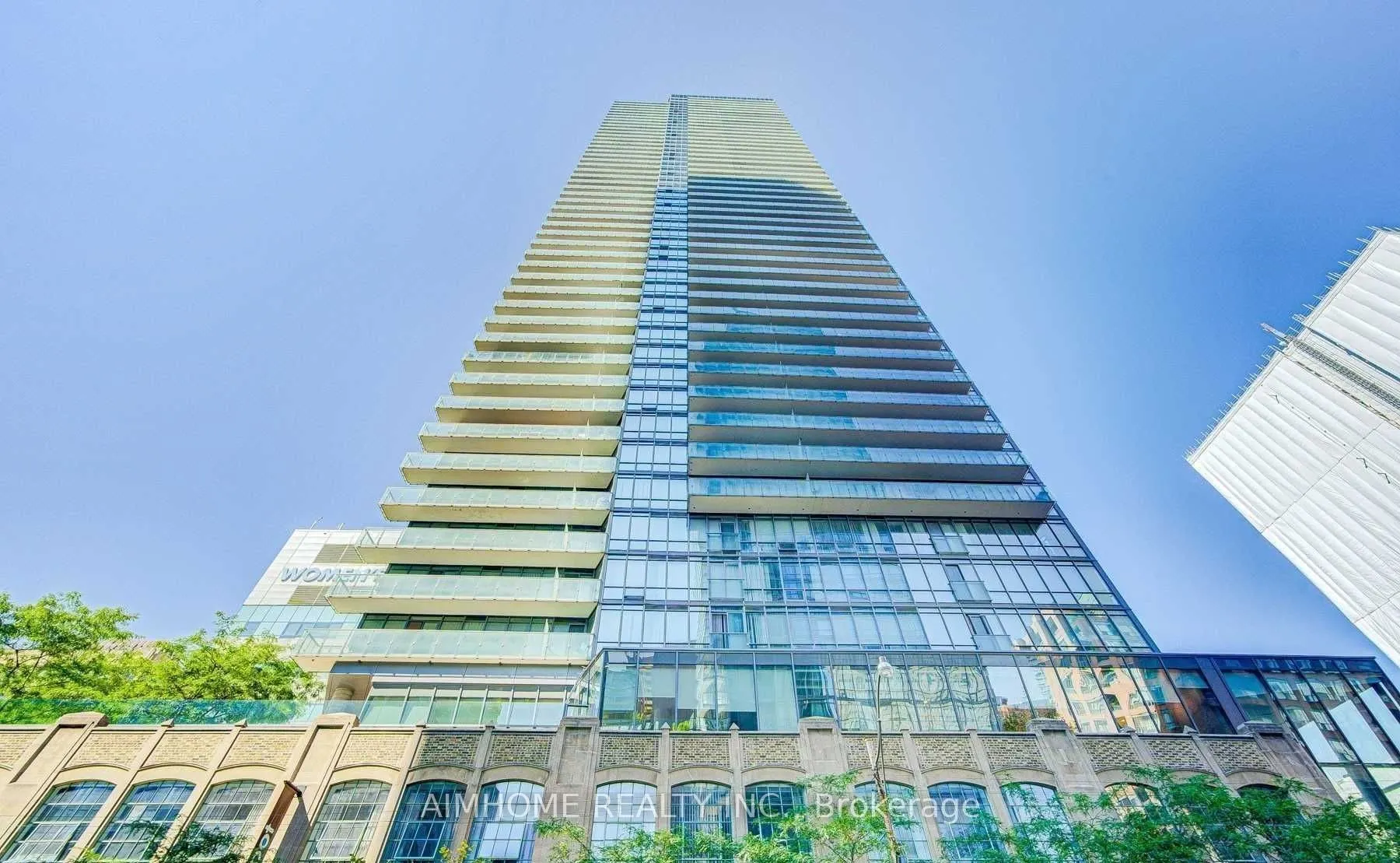 832 Bay Street, #2405