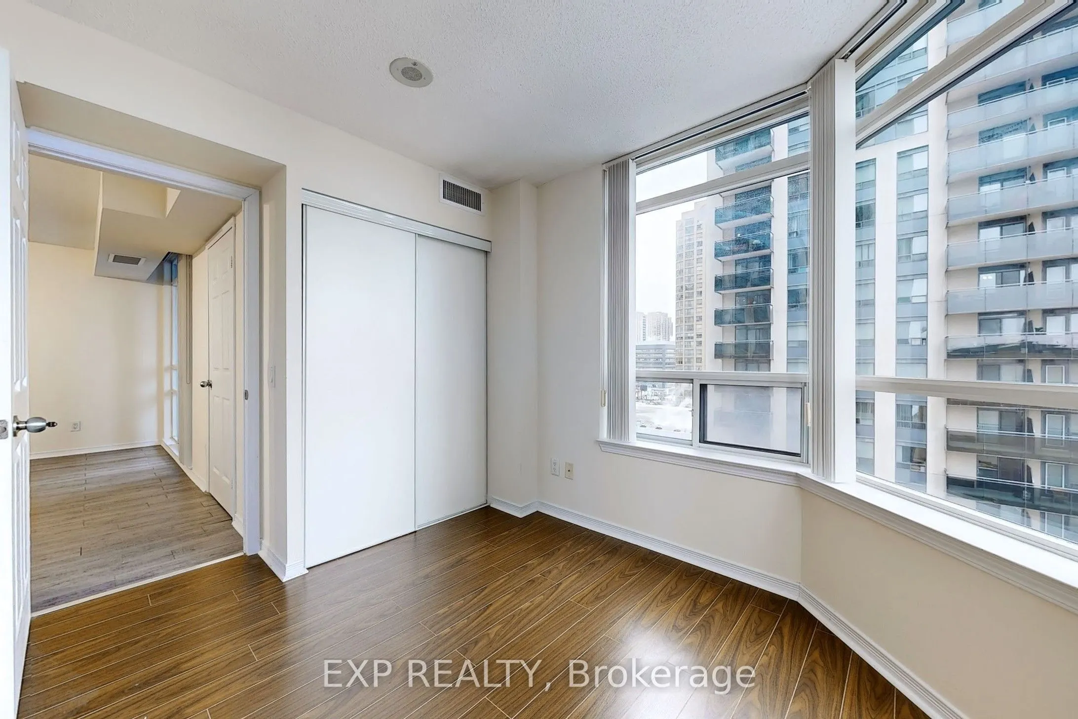 155 Beecroft Road, #1105