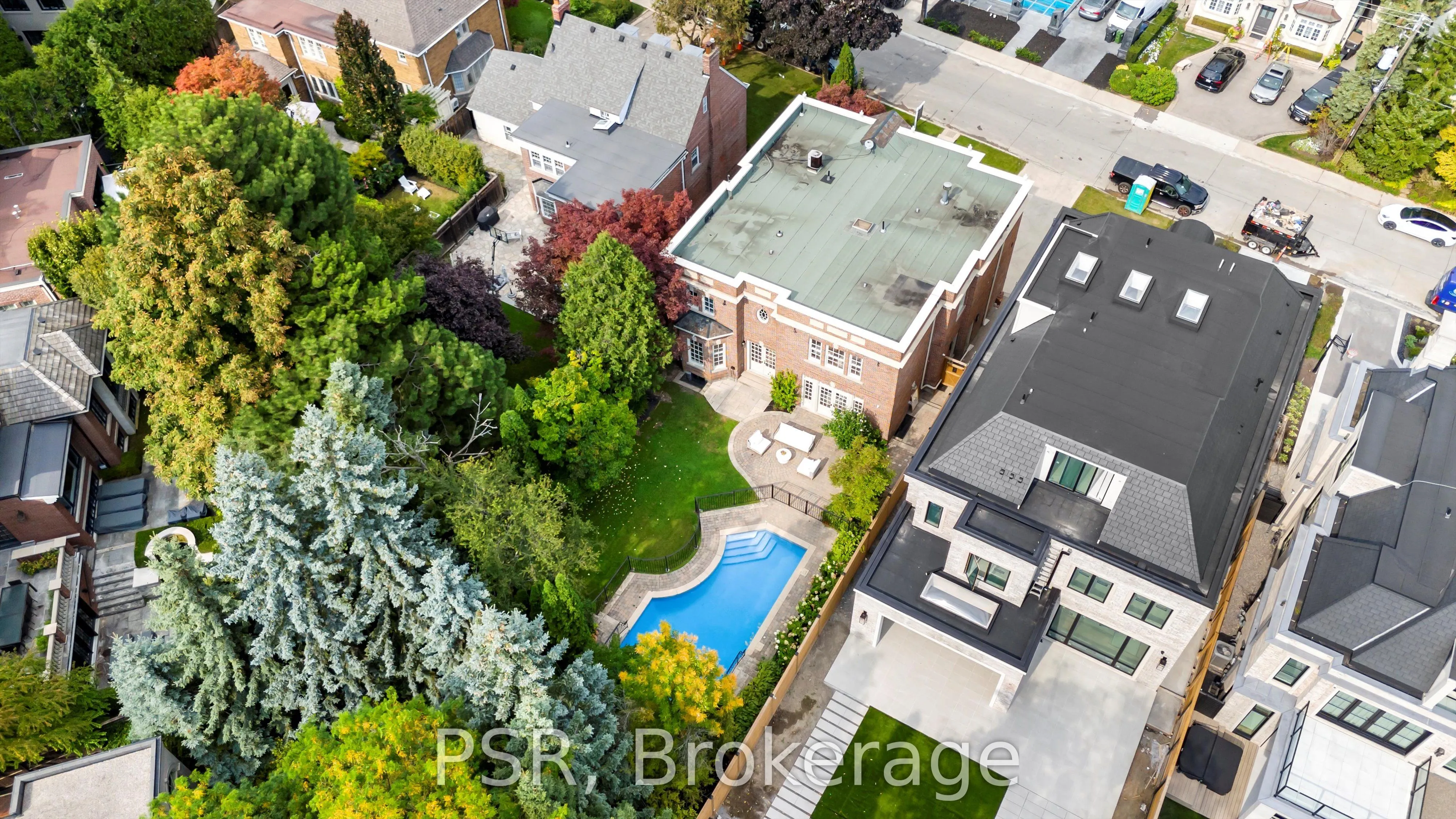 230 Dunvegan Road