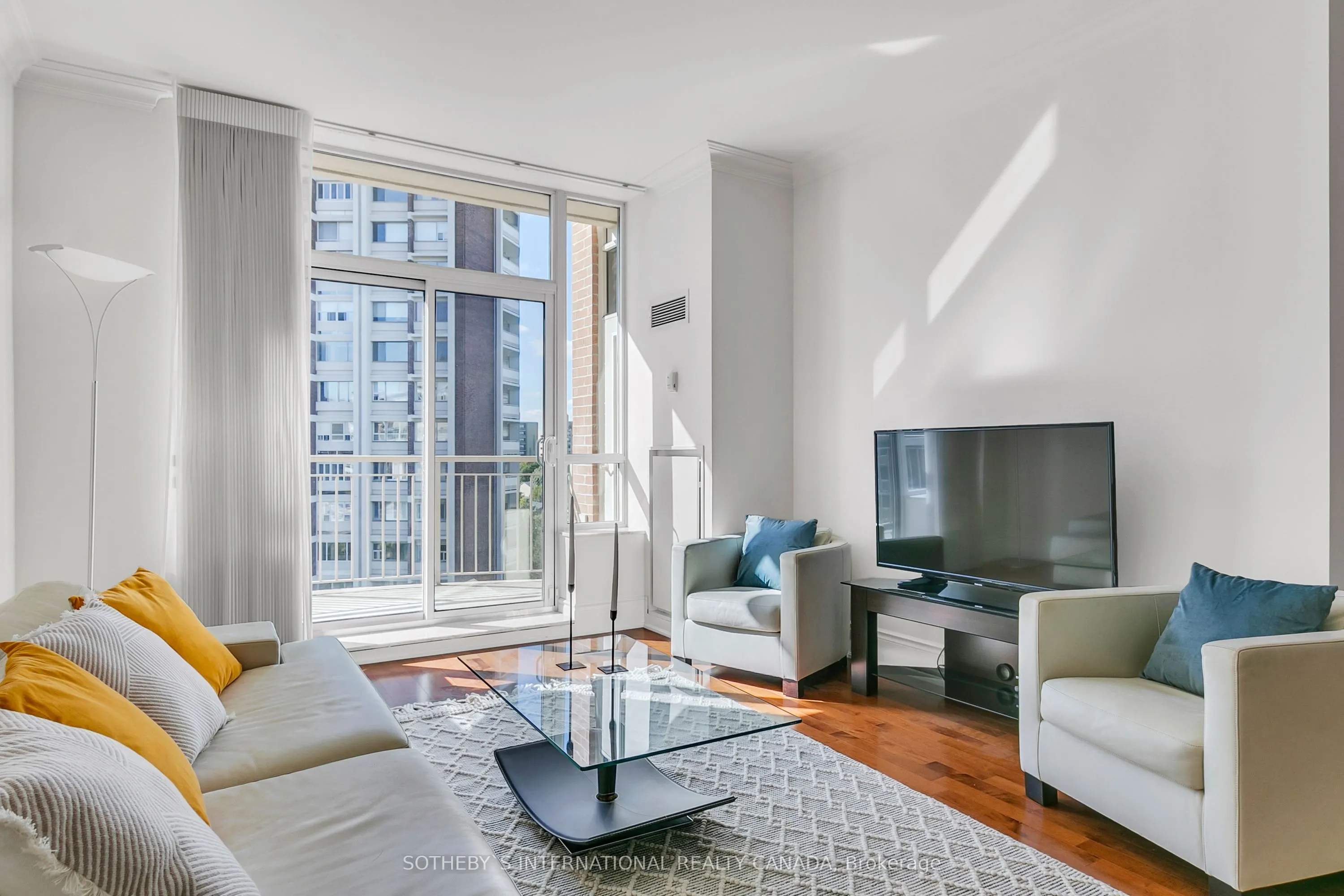55 Delisle Avenue #903