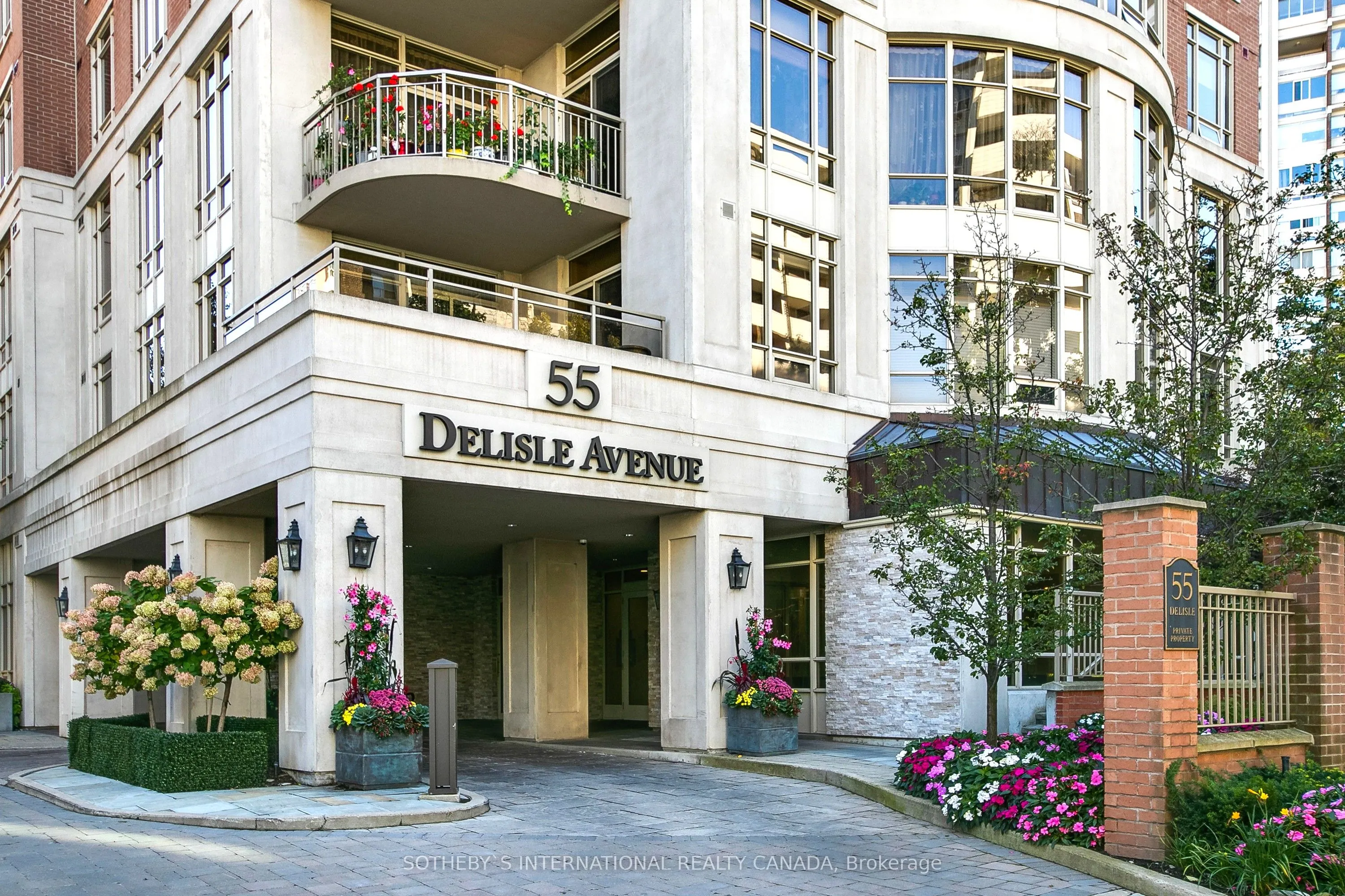 55 Delisle Avenue #903