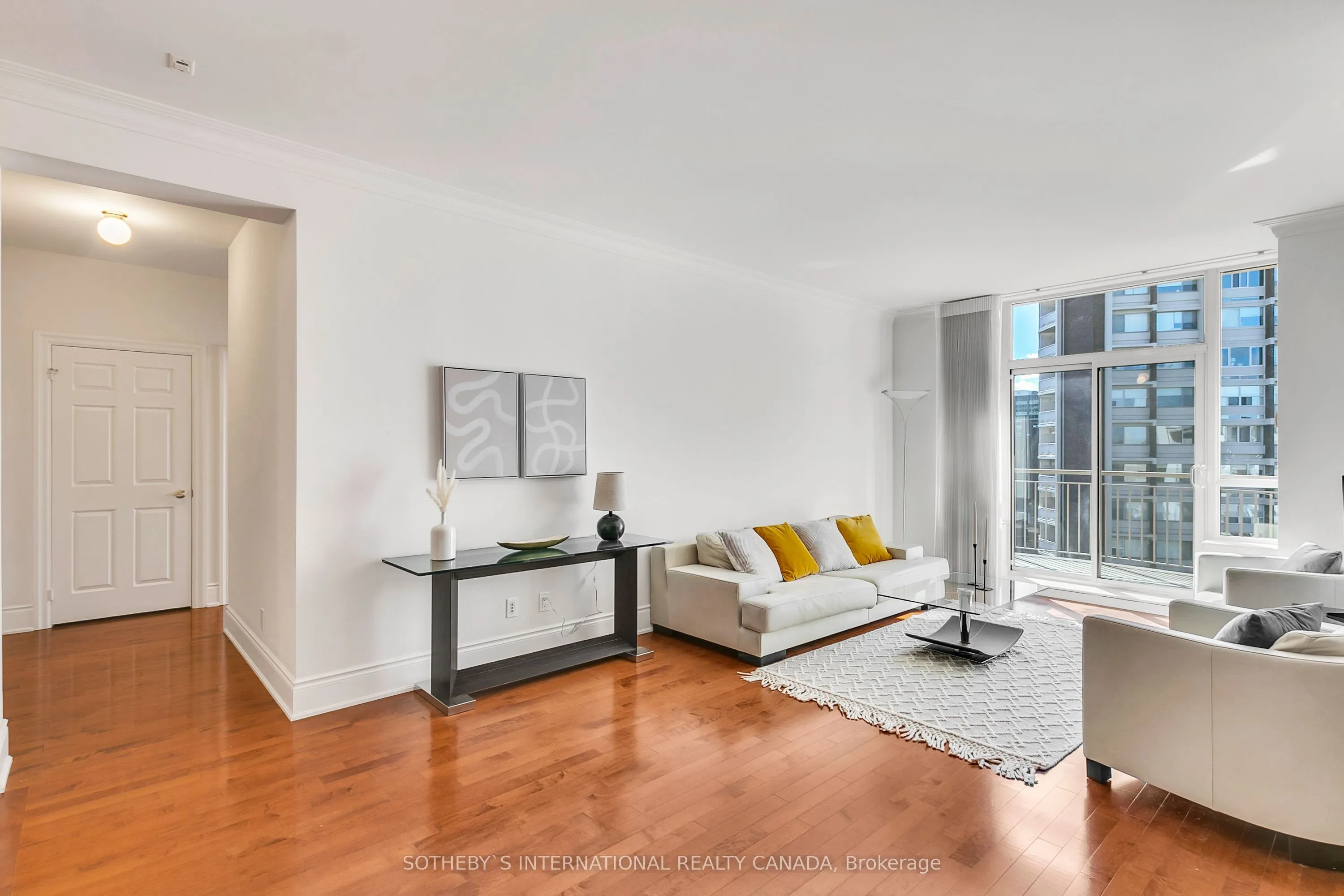 55 Delisle Avenue #903