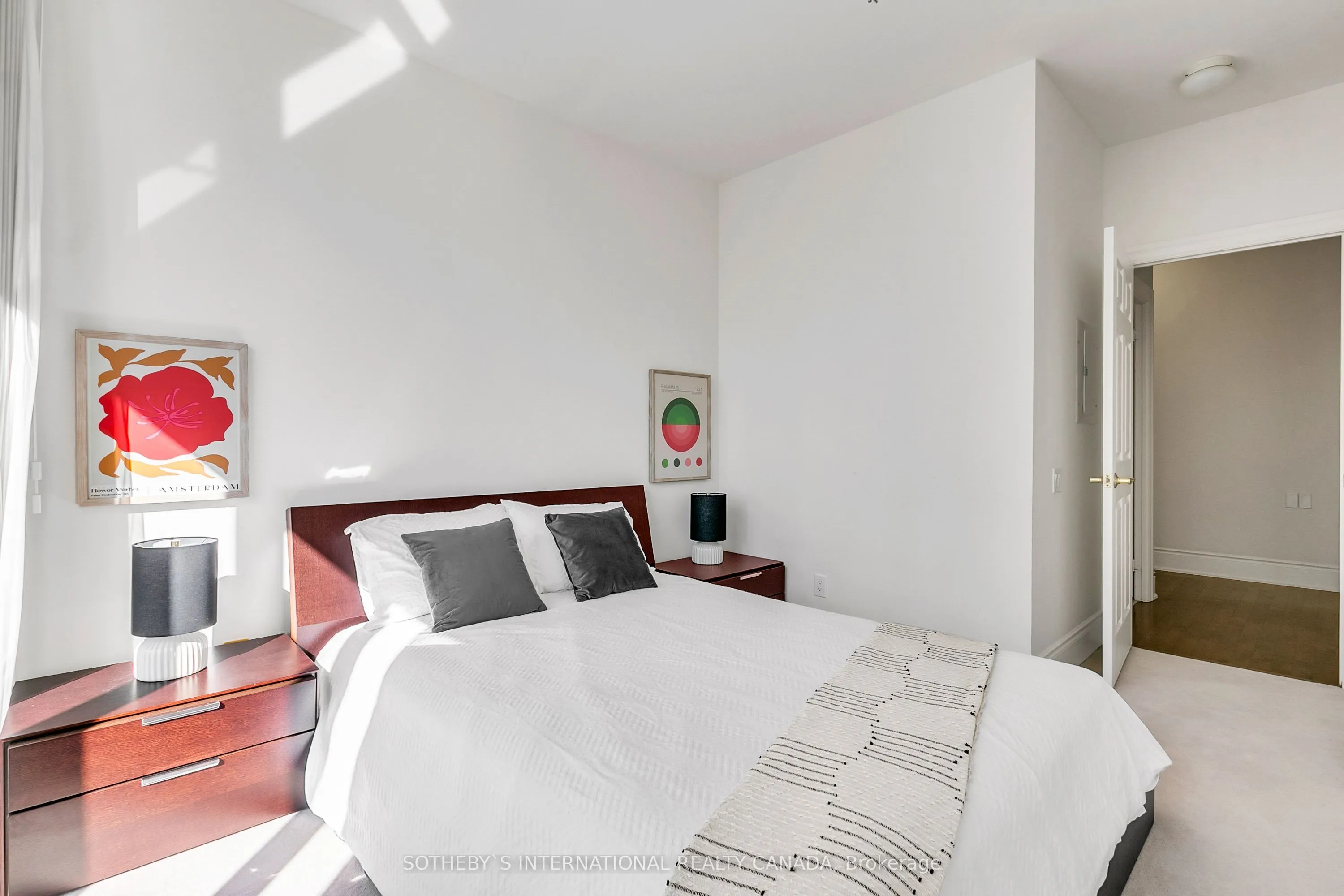 55 Delisle Avenue #903