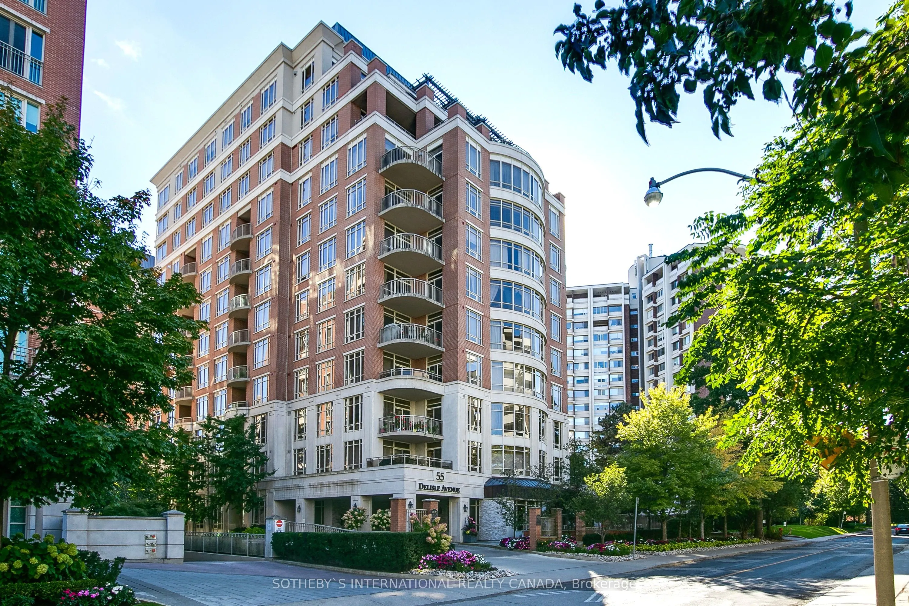 55 Delisle Avenue #903