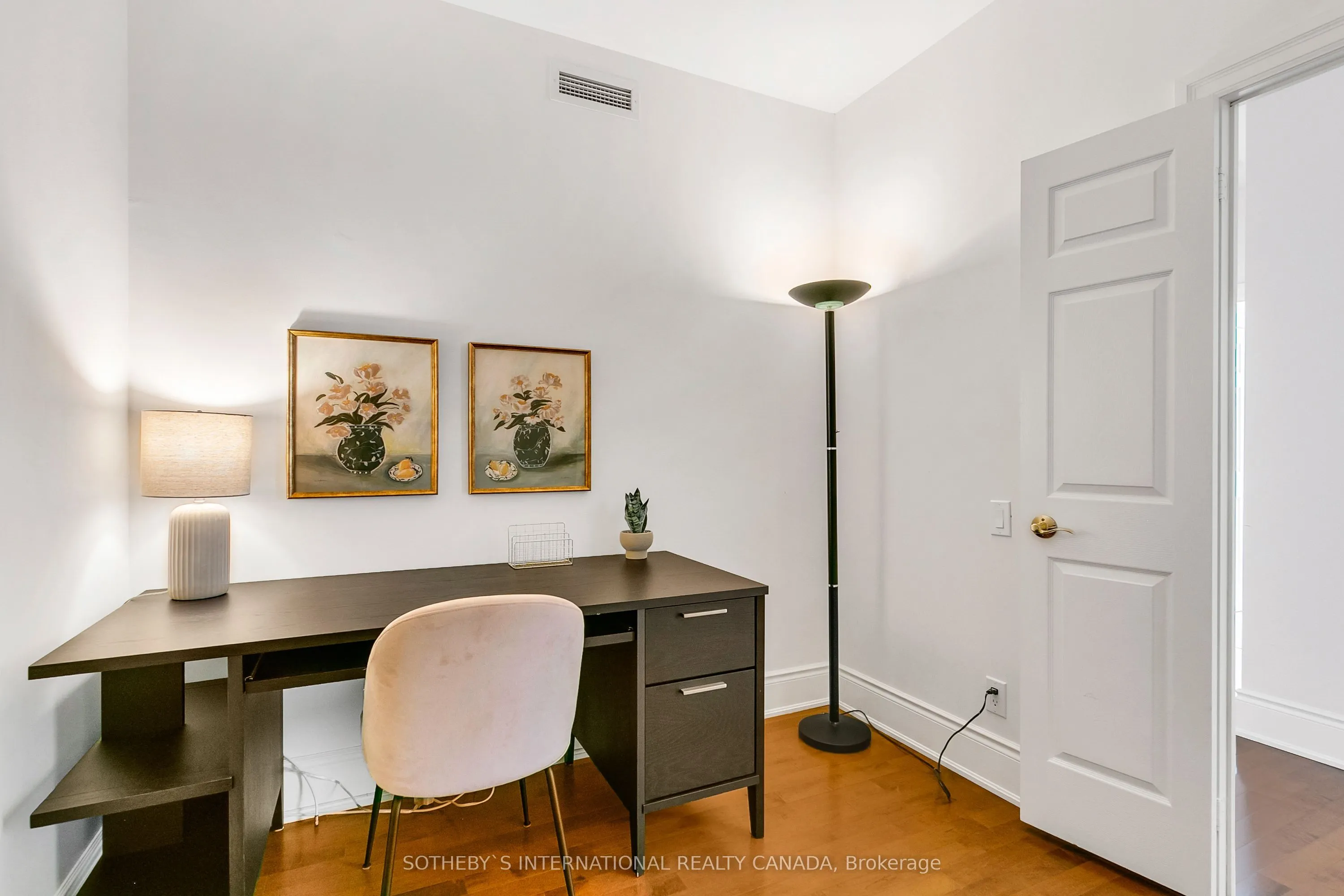 55 Delisle Avenue #903