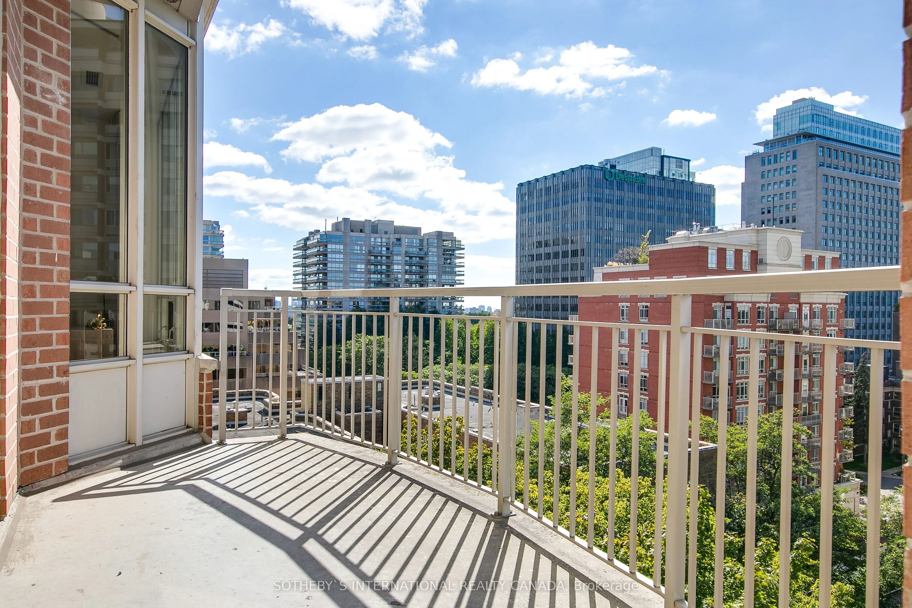 55 Delisle Avenue #903