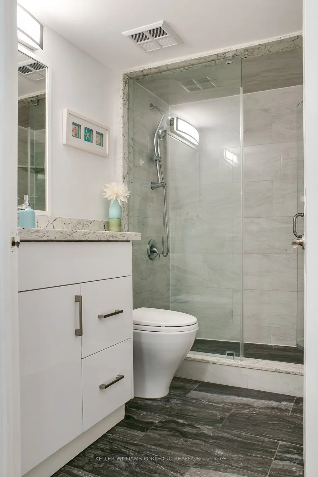 43 Eglinton Avenue E, #1009