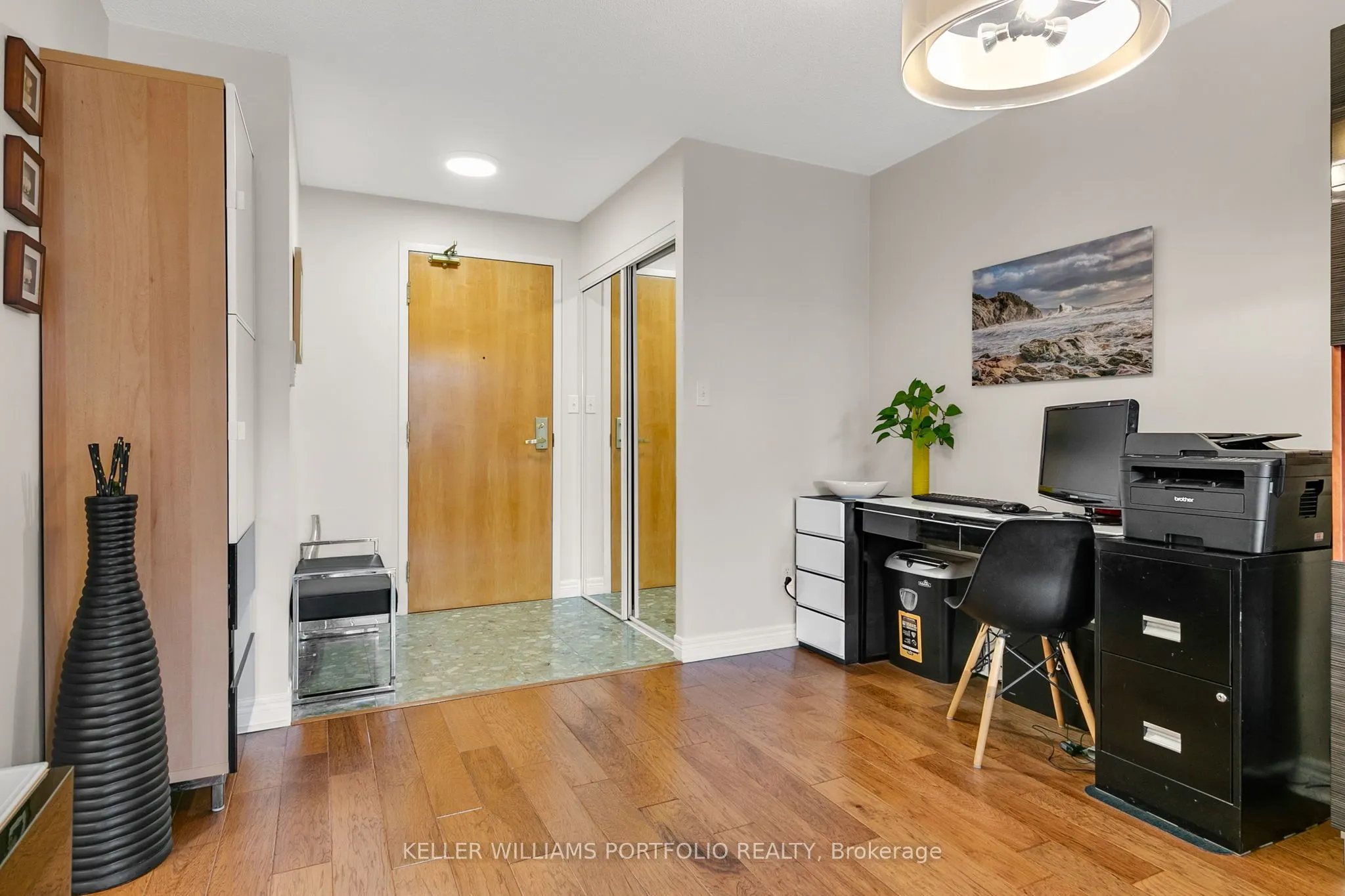 43 Eglinton Avenue E, #1009