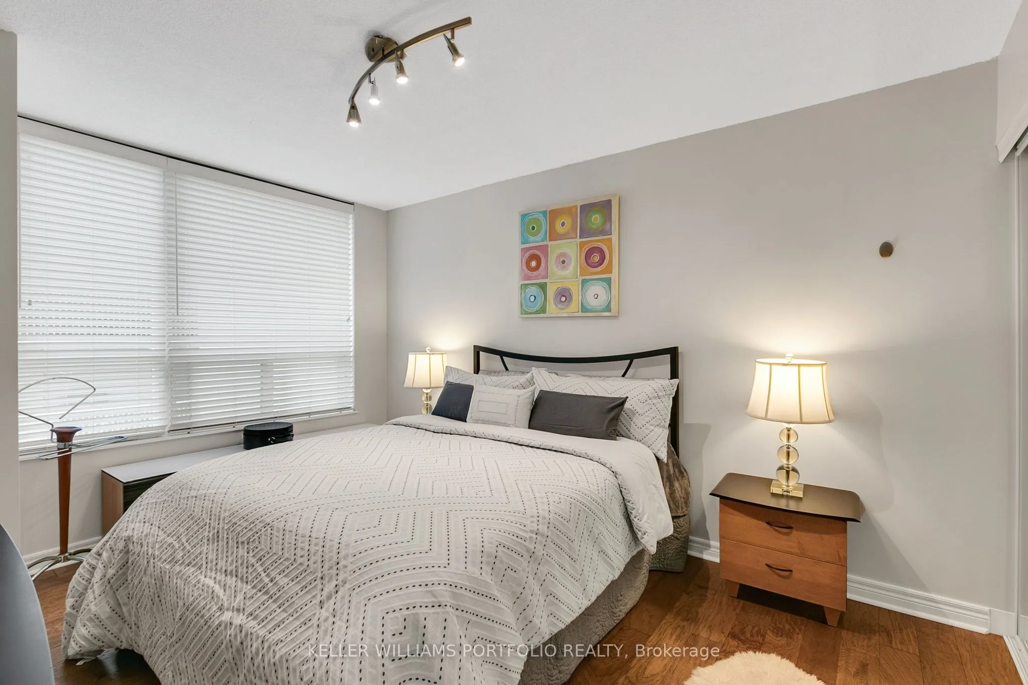 43 Eglinton Avenue E, #1009
