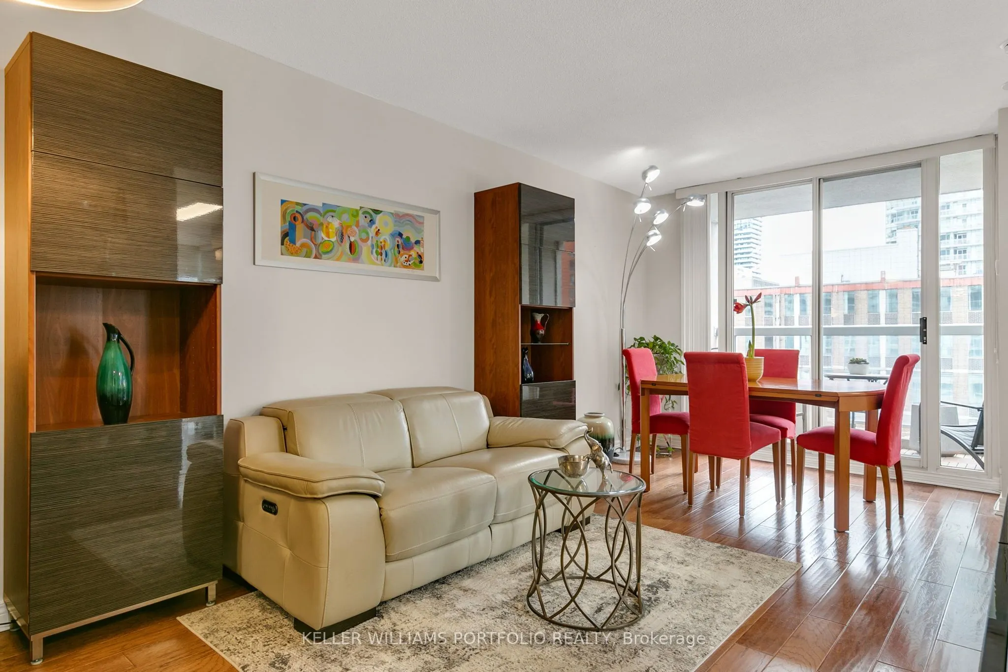 43 Eglinton Avenue E, #1009