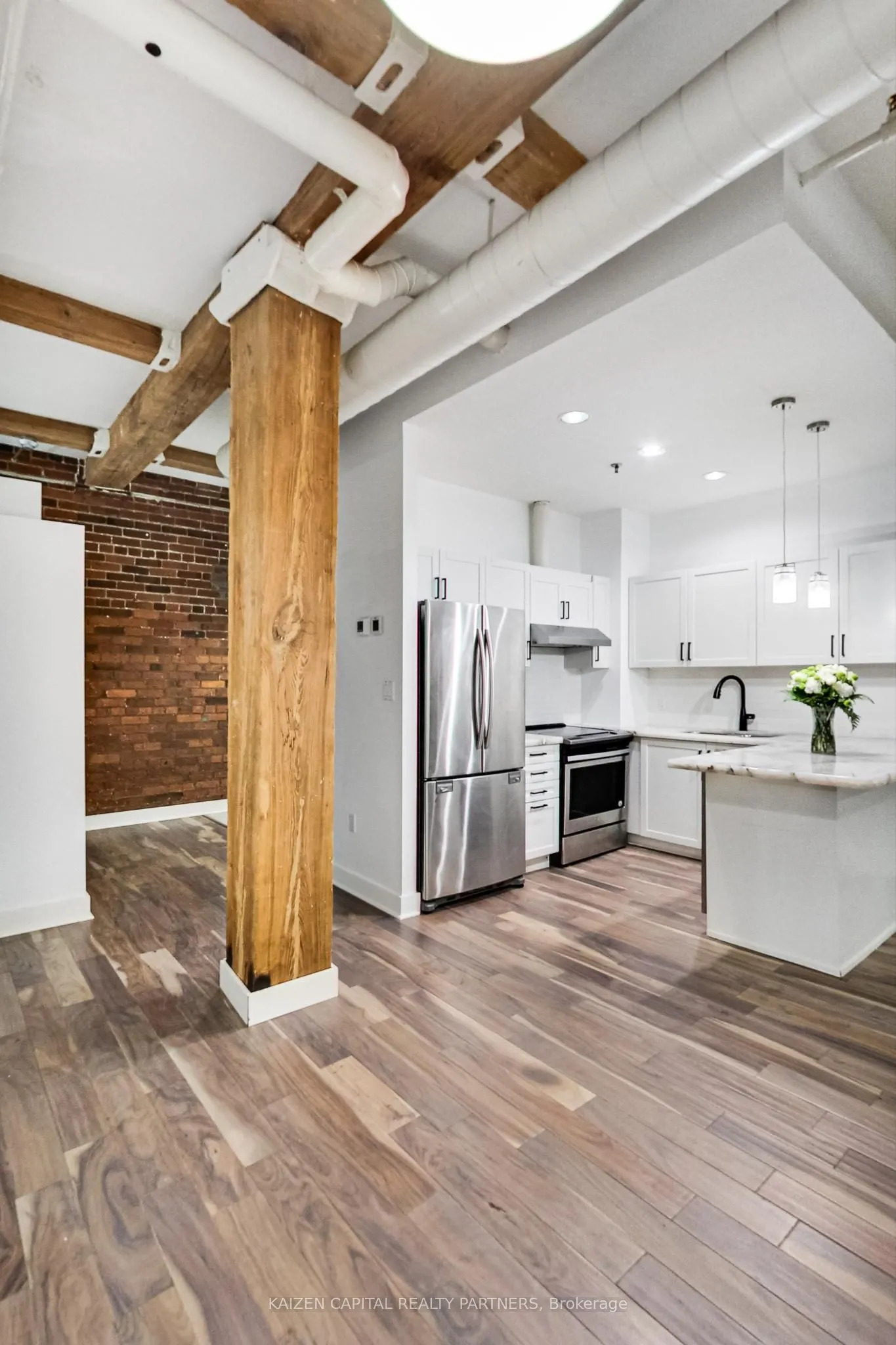 90 Sherbourne Street, #103