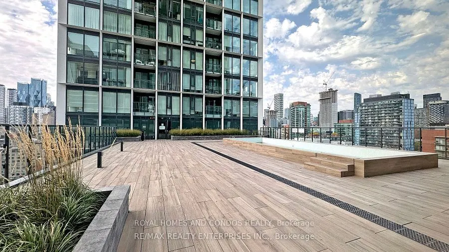158 Front Street E, #1611