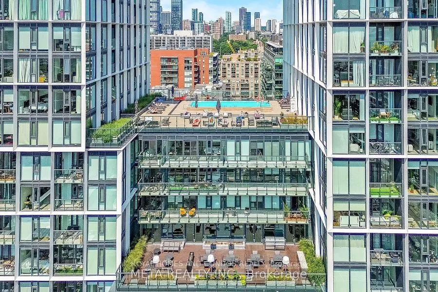 158 Front Street E, #1611