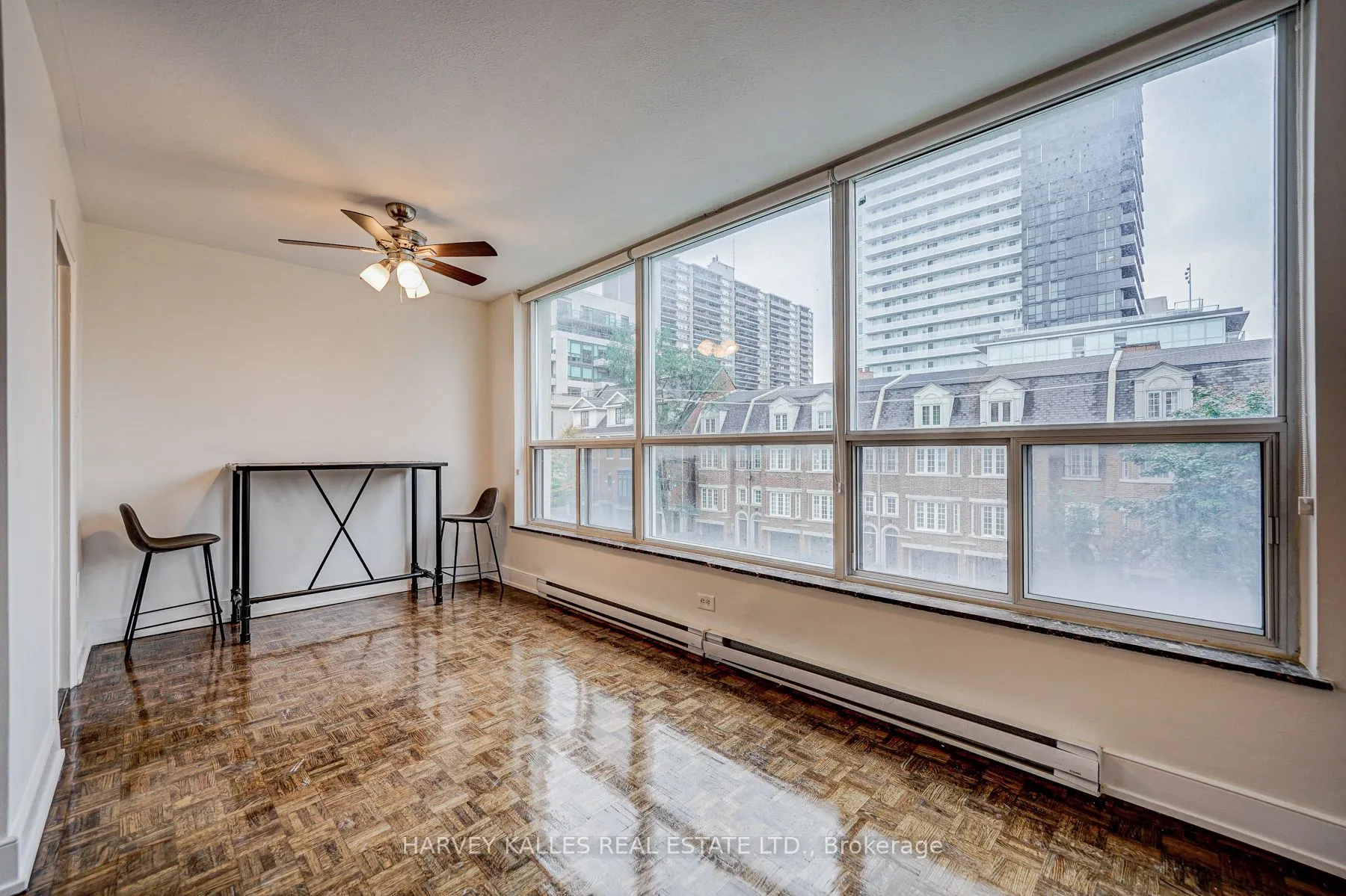 133 Erskine Avenue, #101