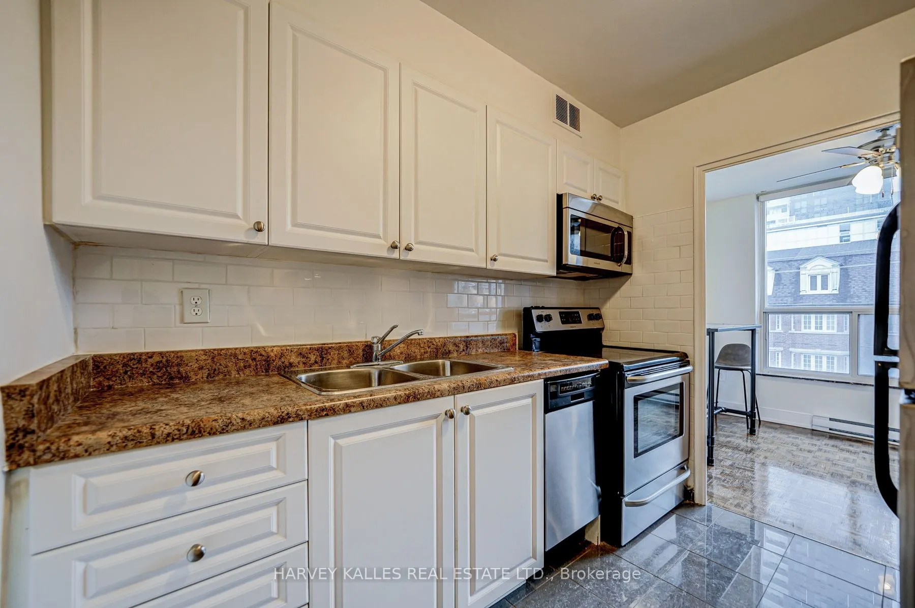 133 Erskine Avenue, #101
