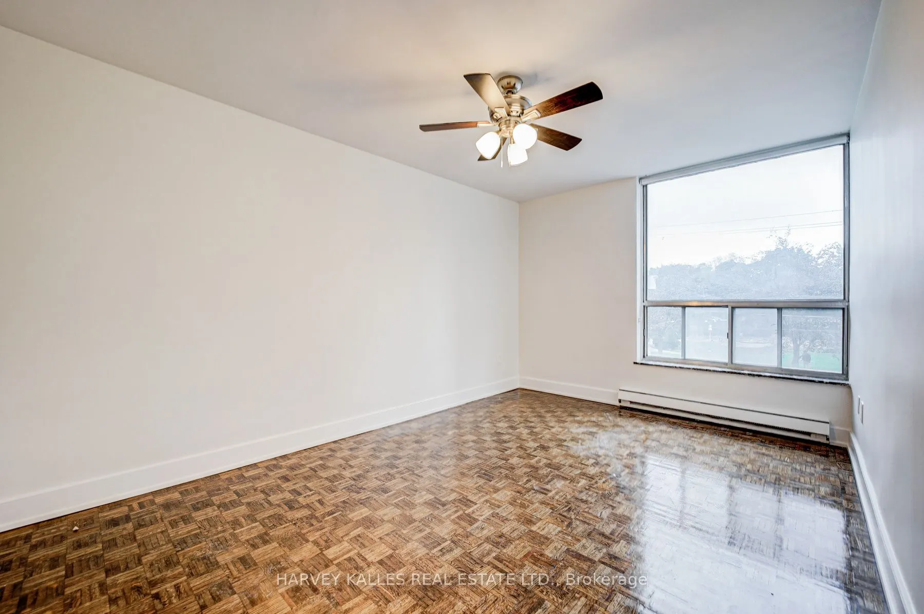 133 Erskine Avenue, #101