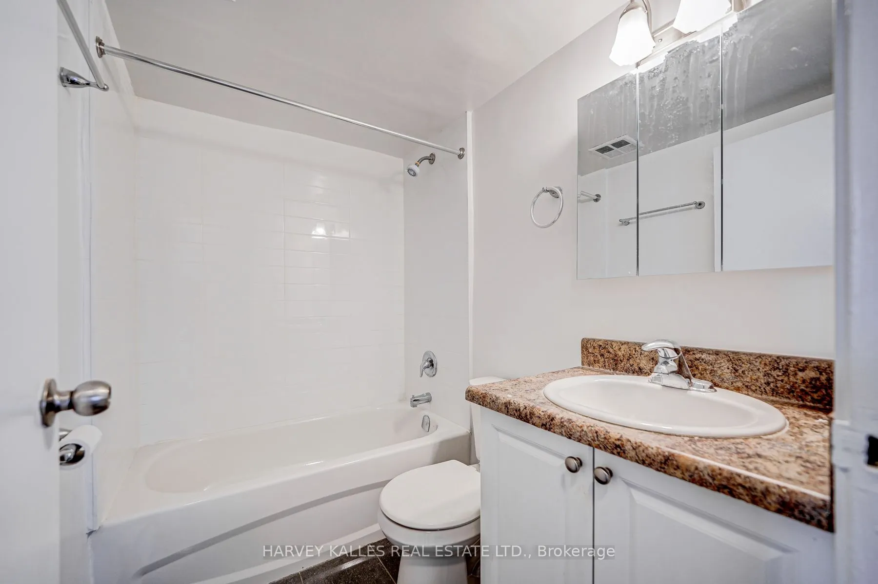 133 Erskine Avenue, #101