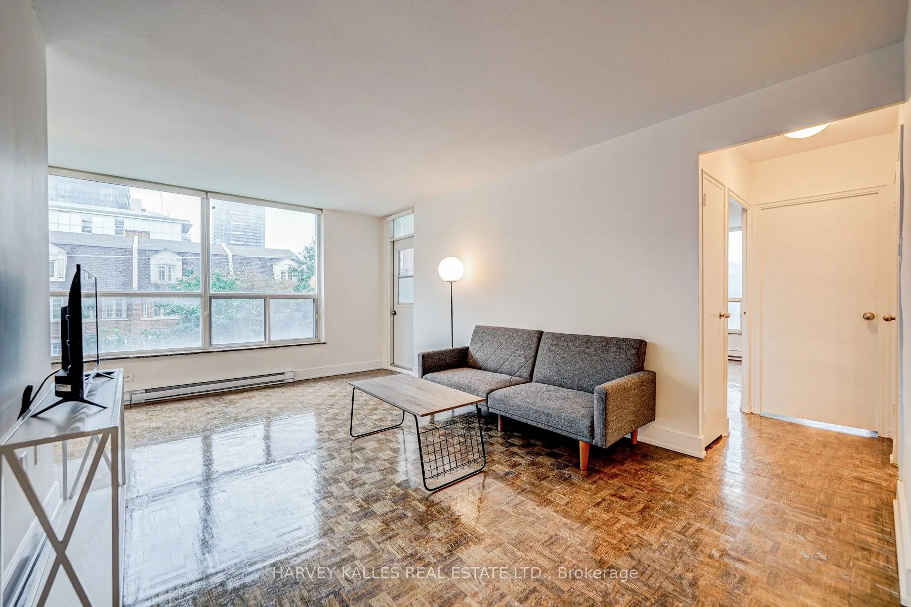 133 Erskine Avenue, #101